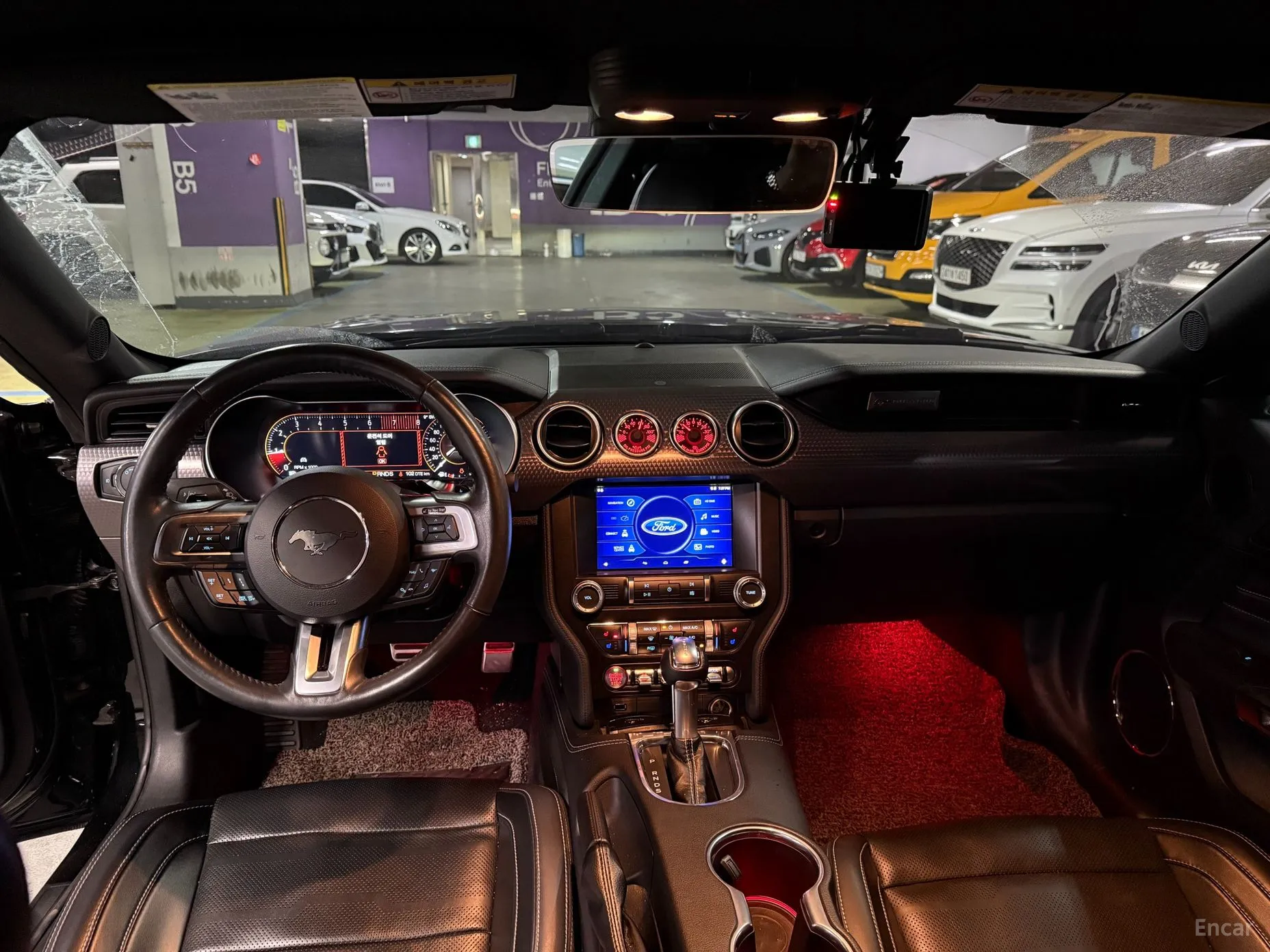 Ford Mustang превью 7