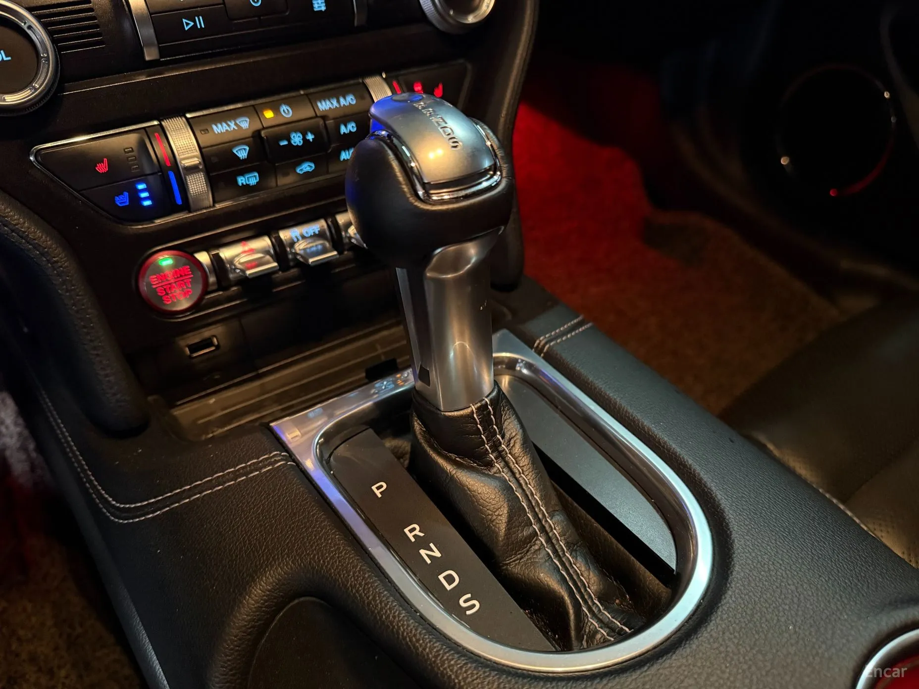 Ford Mustang превью 9