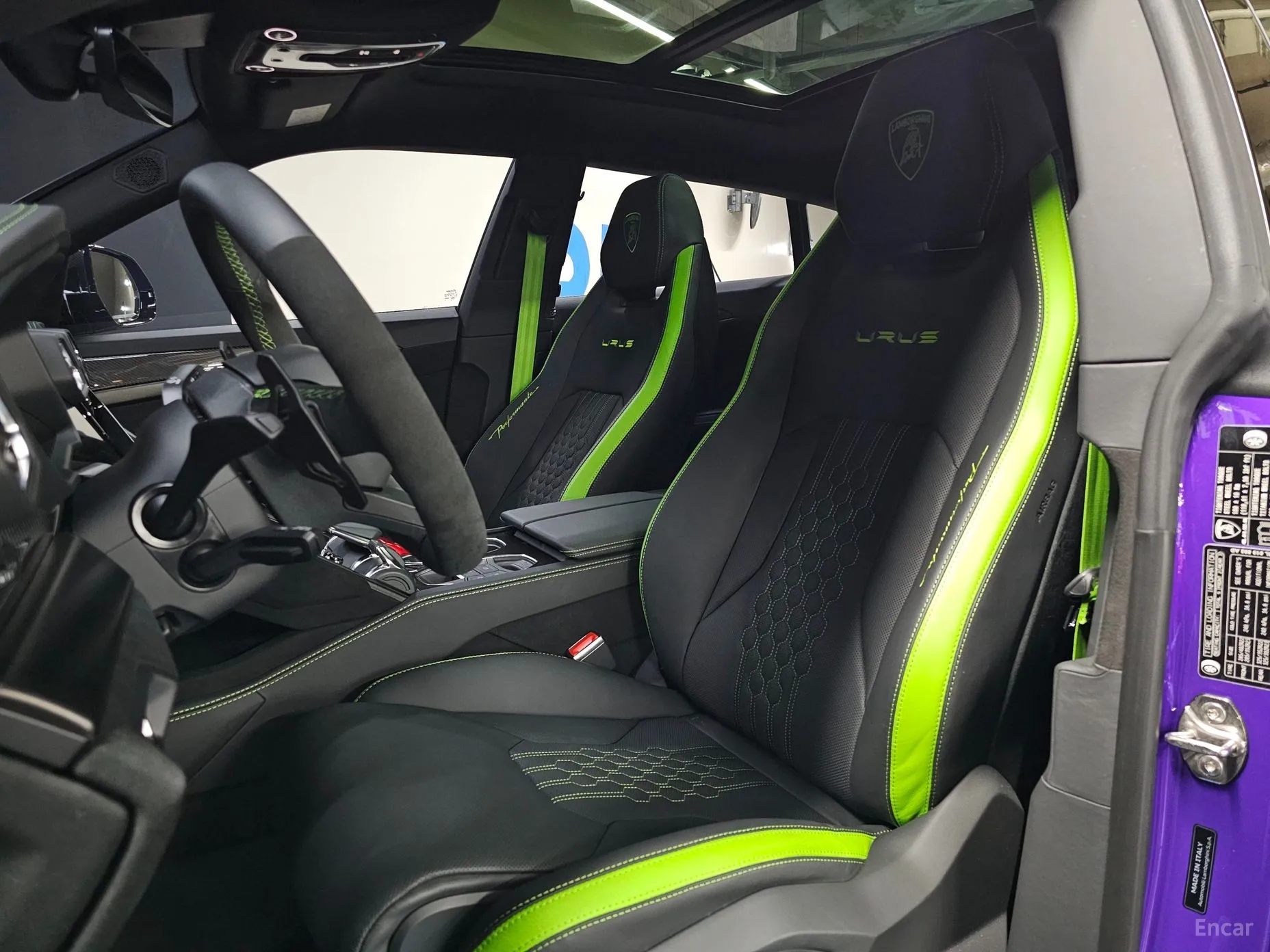 Lamborghini Urus превью 11
