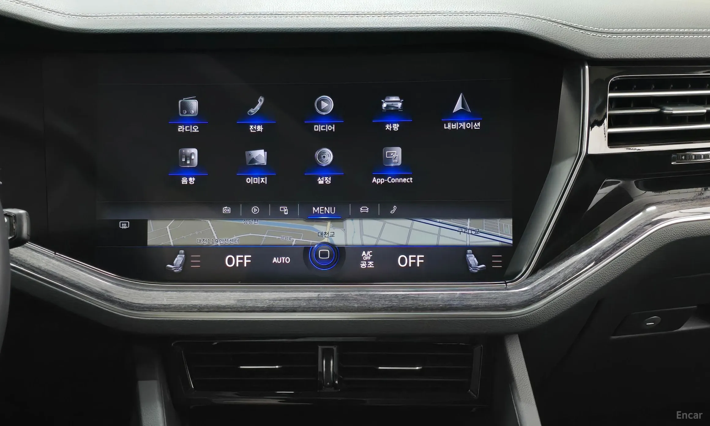 Volkswagen Touareg 3rd Generation превью 16