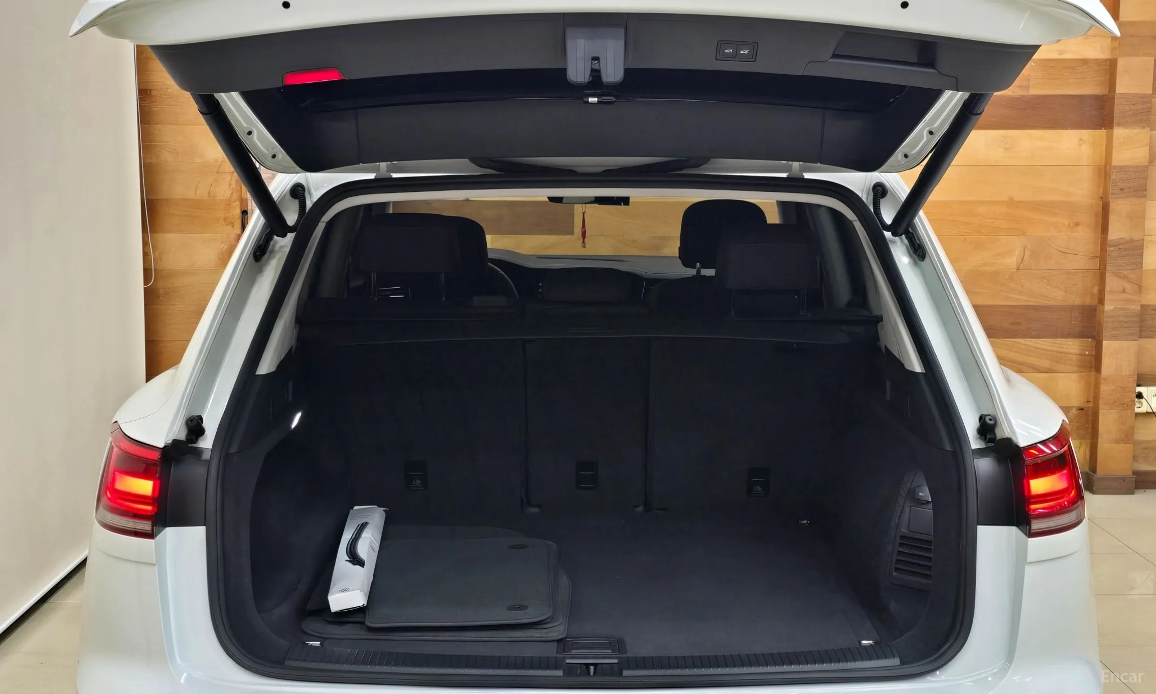 Volkswagen Touareg 3rd Generation превью 20