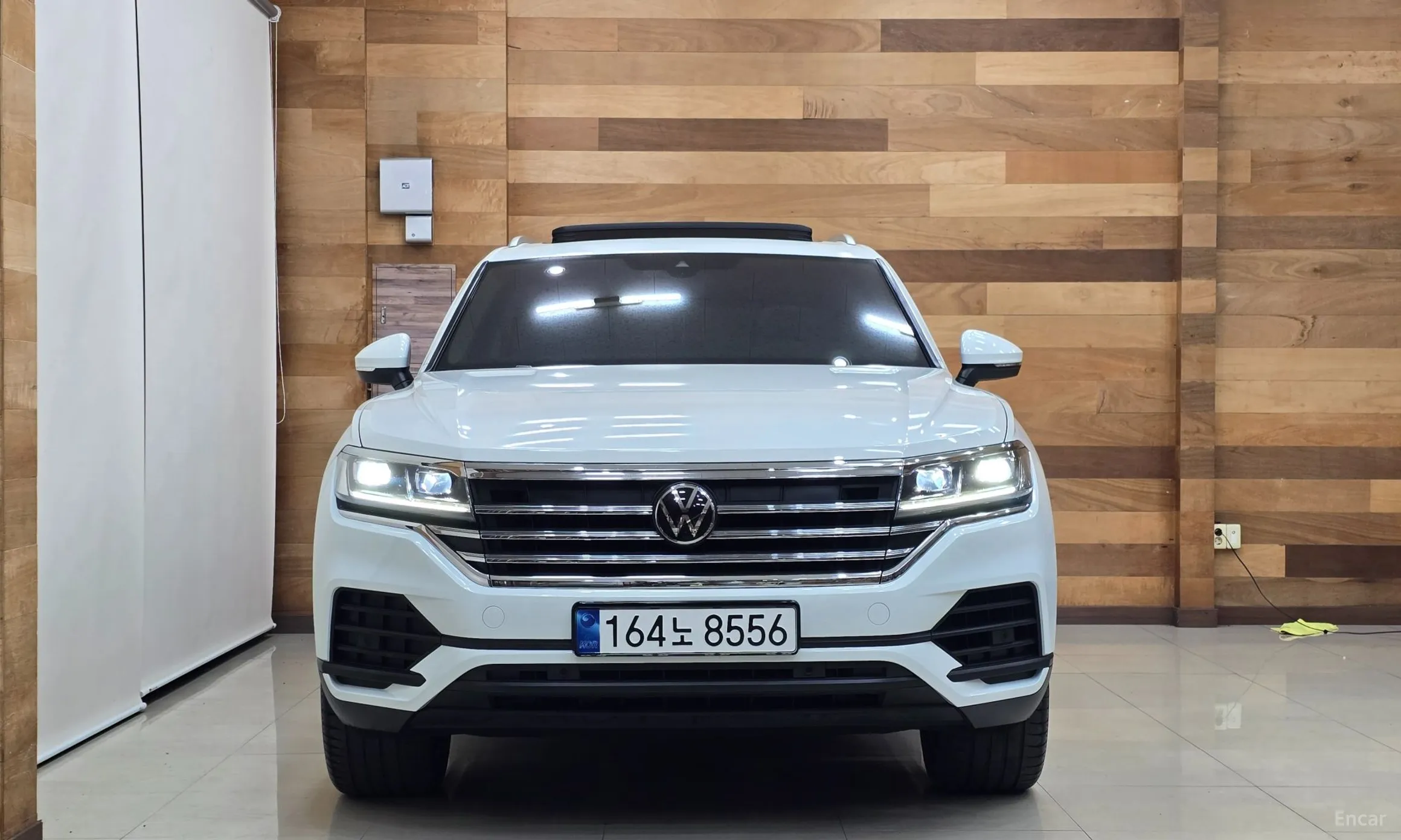 Volkswagen Touareg 3rd Generation превью 3