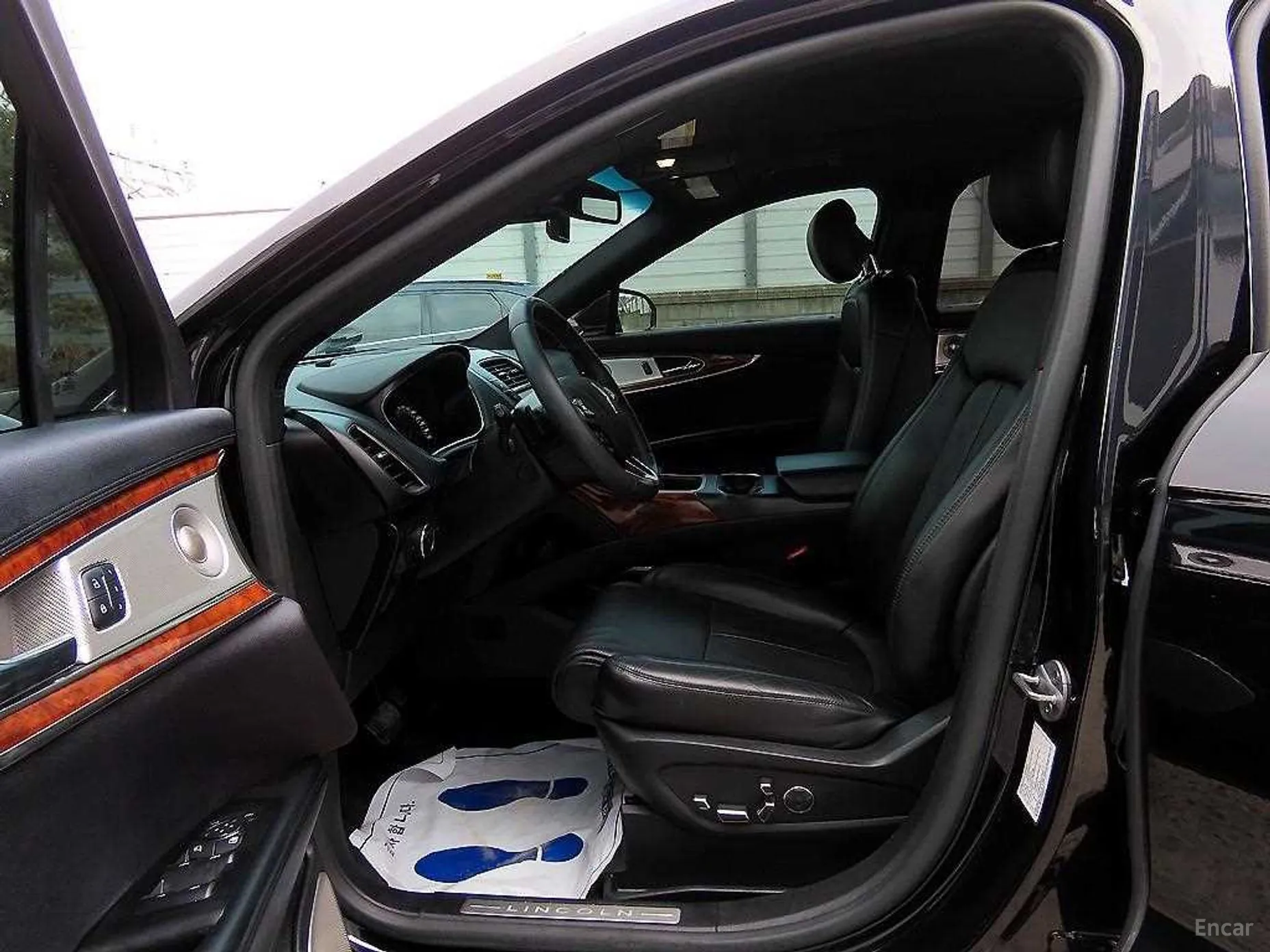 Lincoln MKX 2nd Generation превью 5
