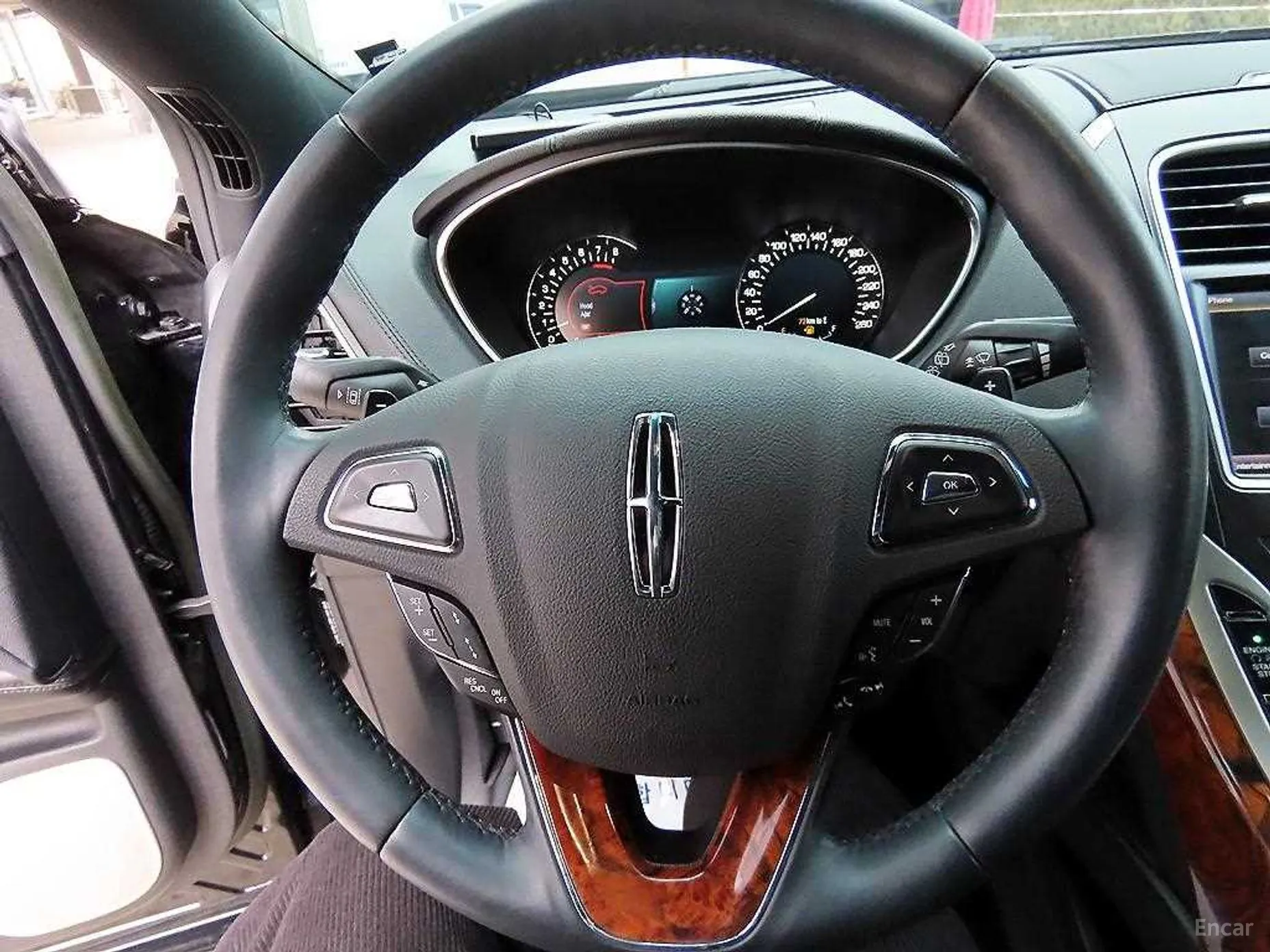 Lincoln MKX 2nd Generation превью 8