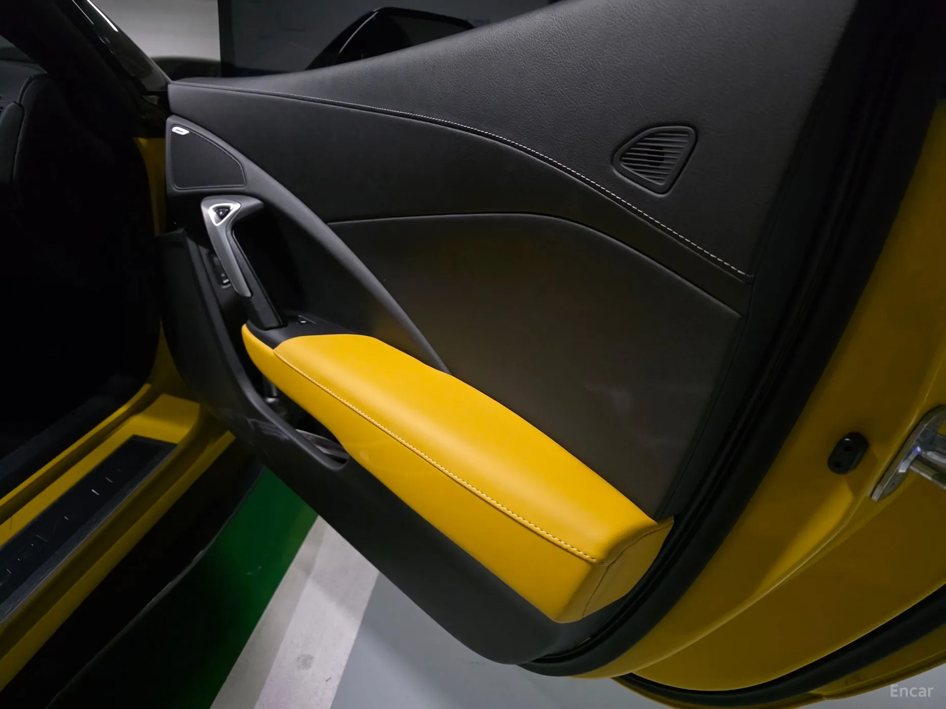 Chevrolet Corvette превью 12