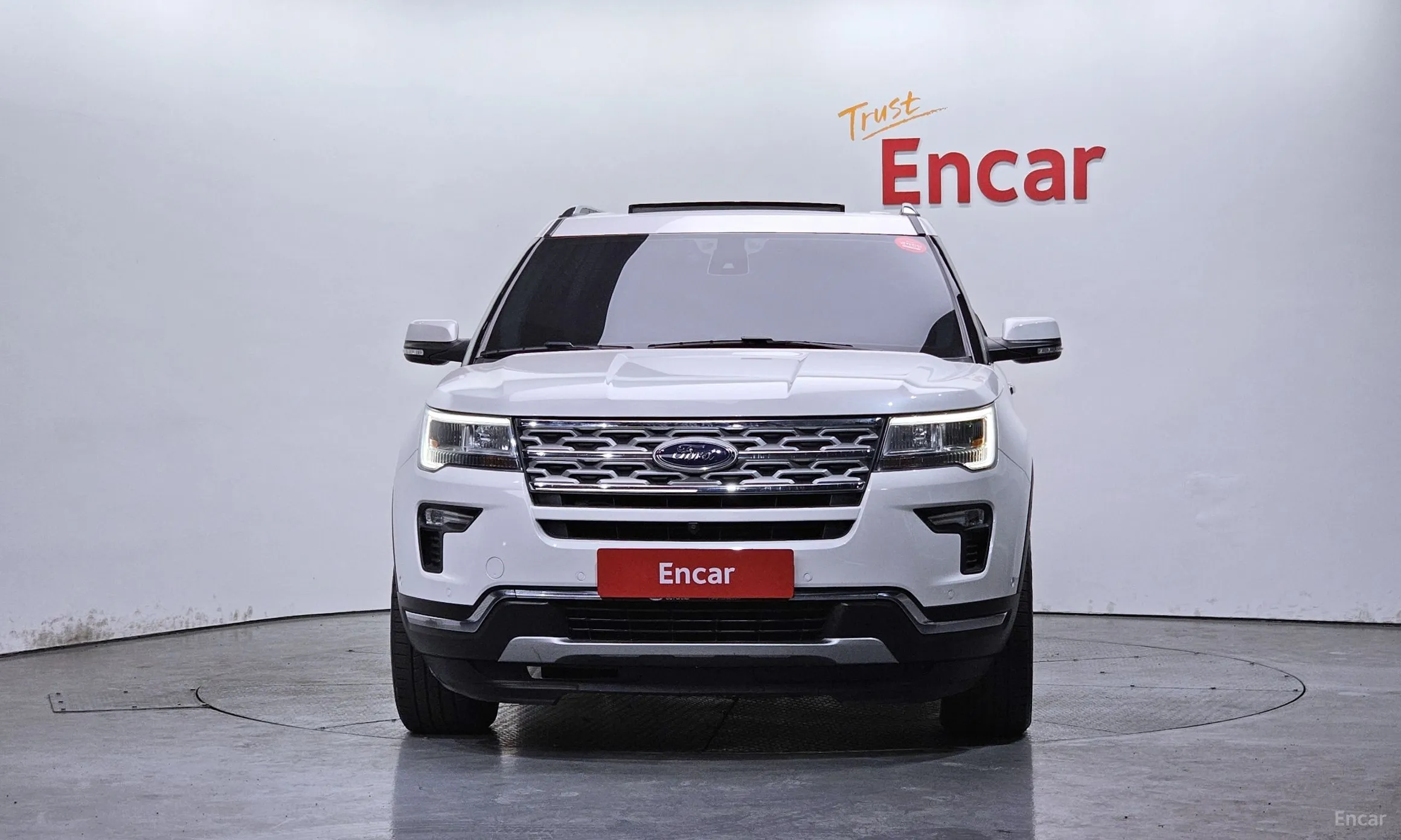 Ford Explorer превью 3