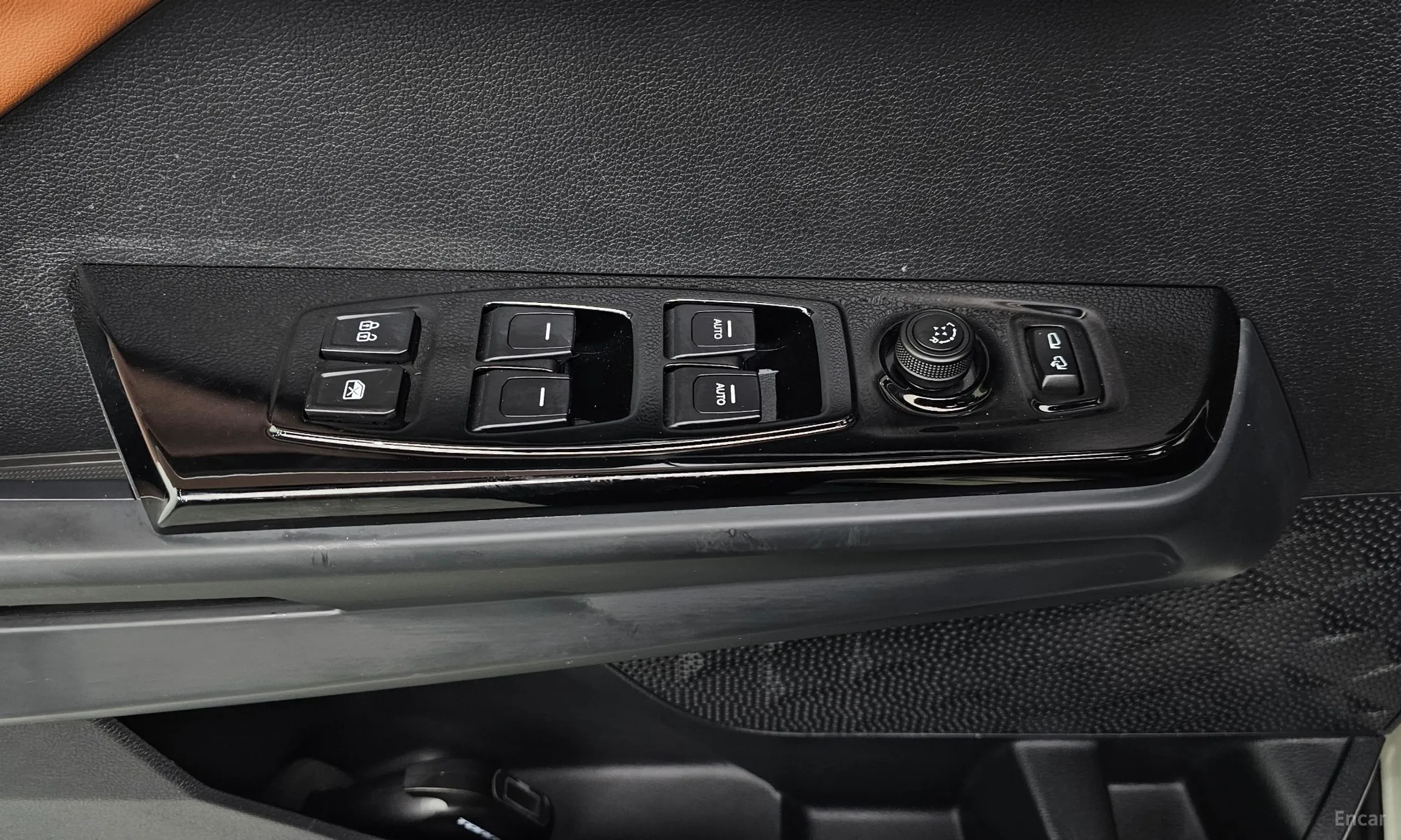 KG Mobility (SsangYong) Torres превью 17