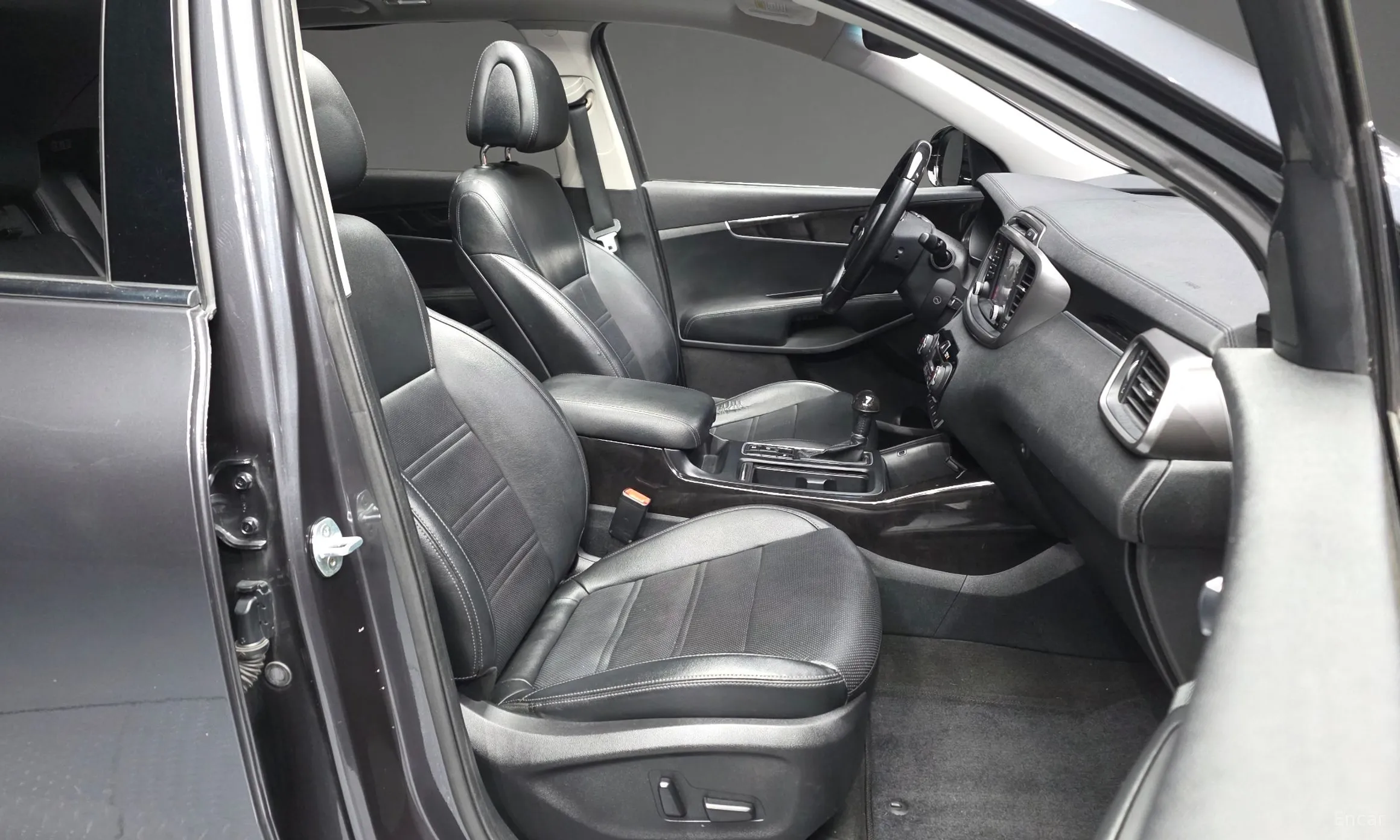 Kia Sorento превью 11