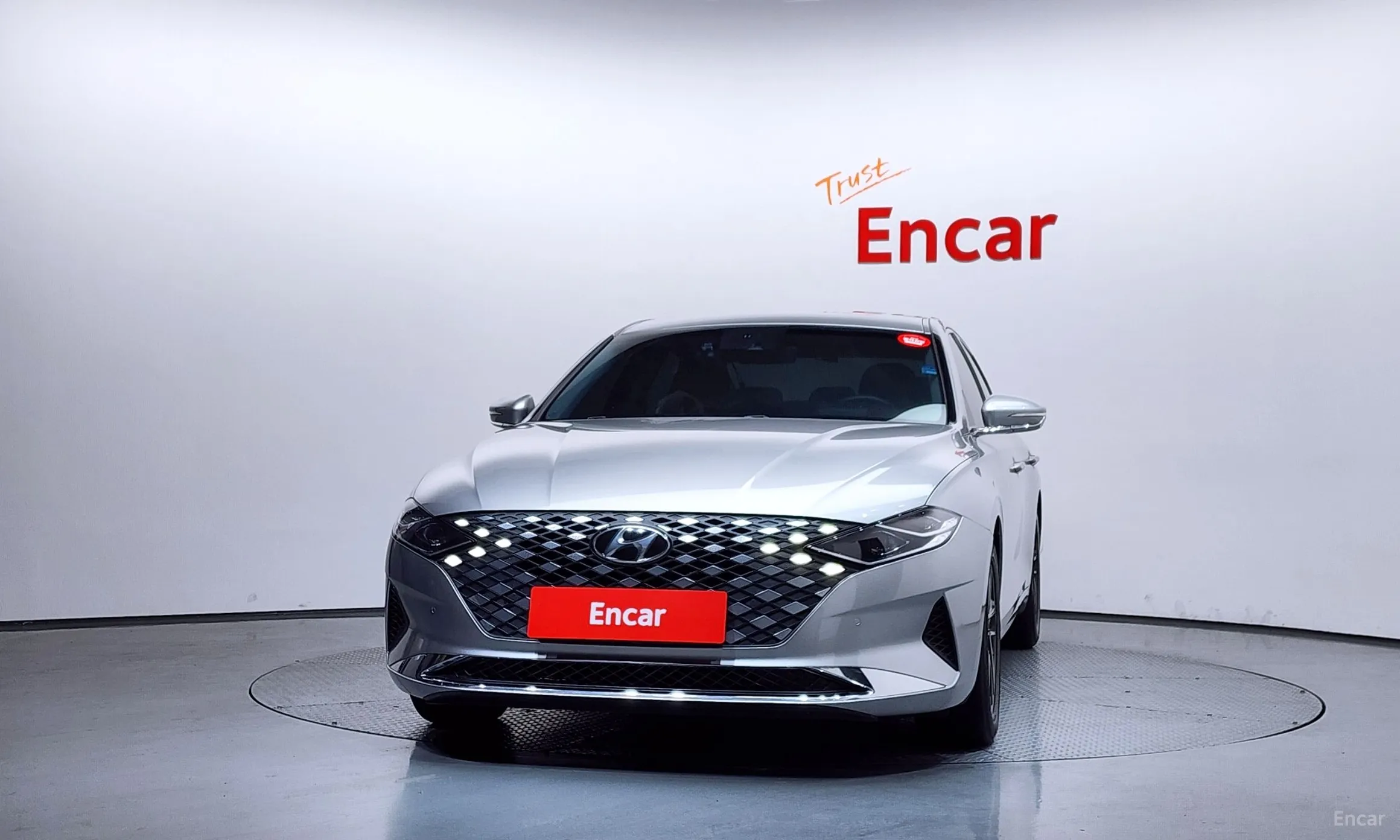 Hyundai Grandeur IG превью 3