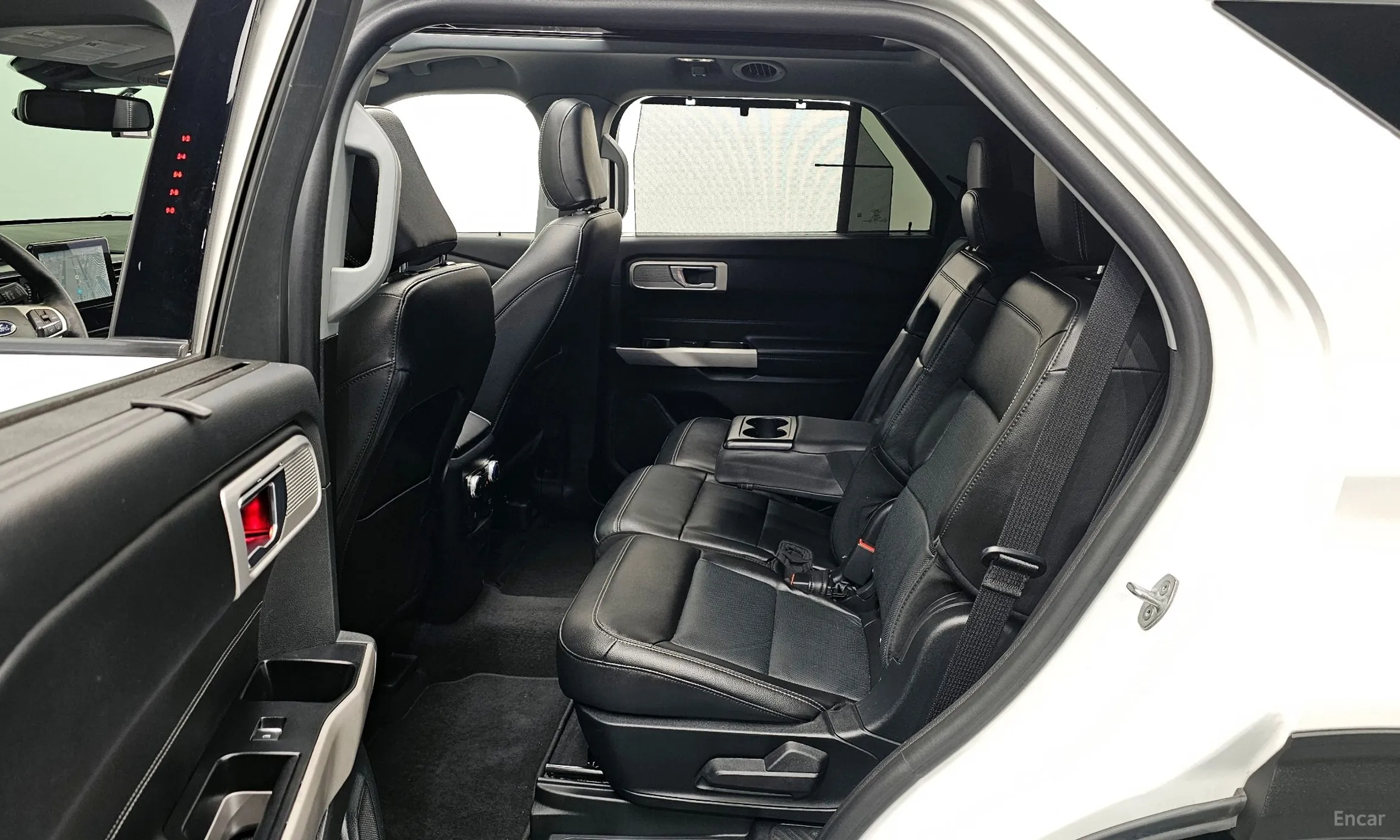 Ford Explorer 6th Generation превью 12