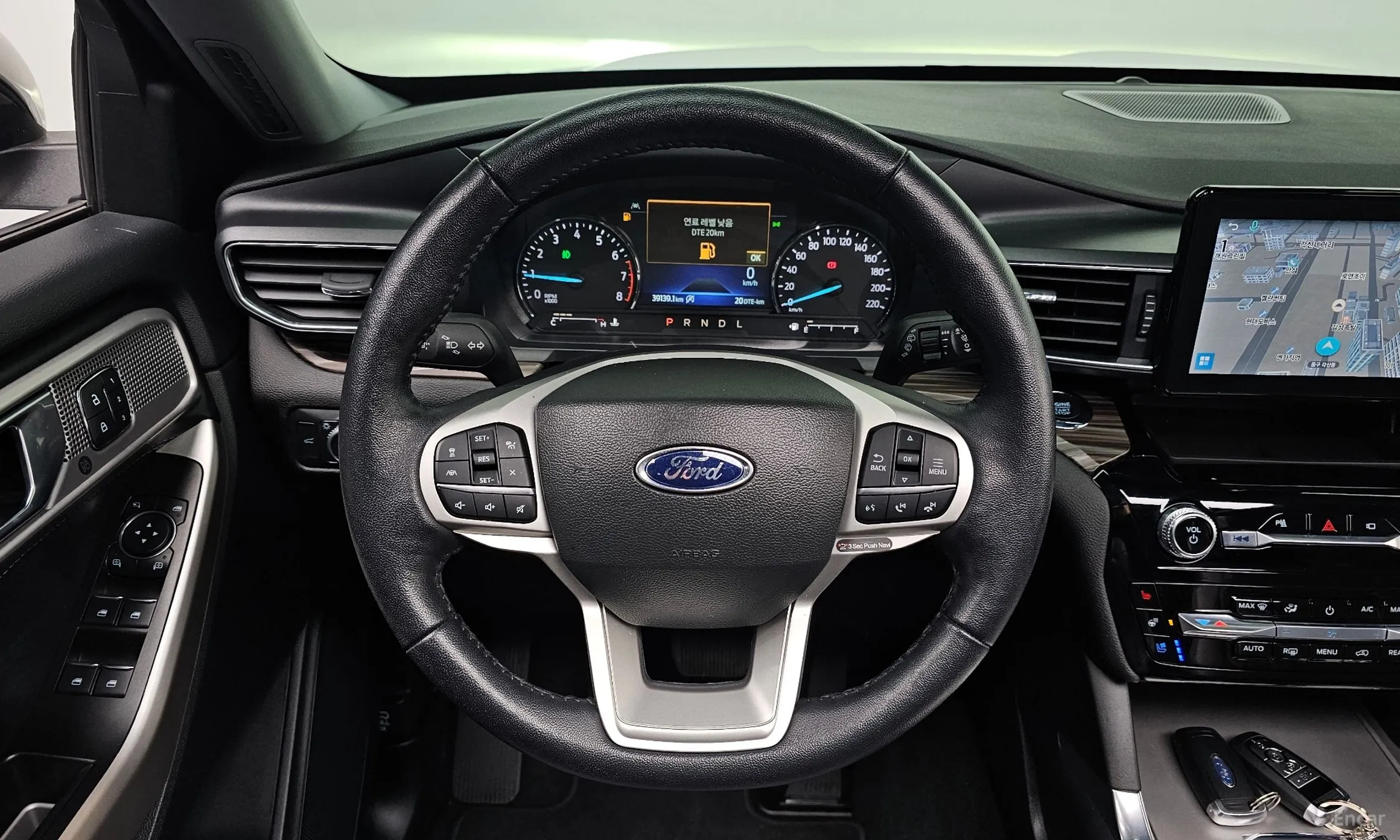 Ford Explorer 6th Generation превью 13