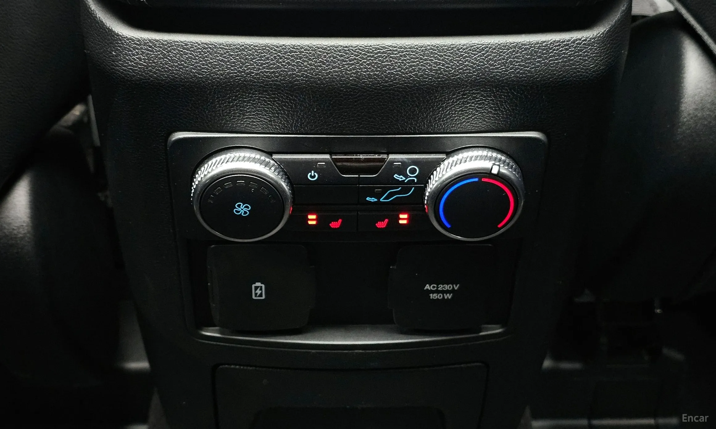 Ford Explorer 6th Generation превью 20