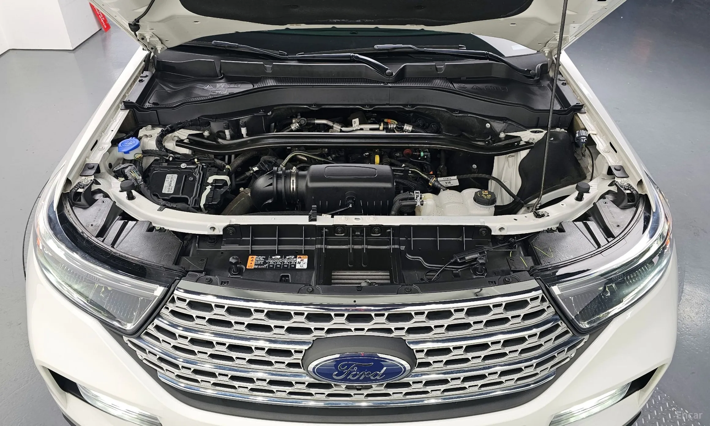 Ford Explorer 6th Generation превью 6