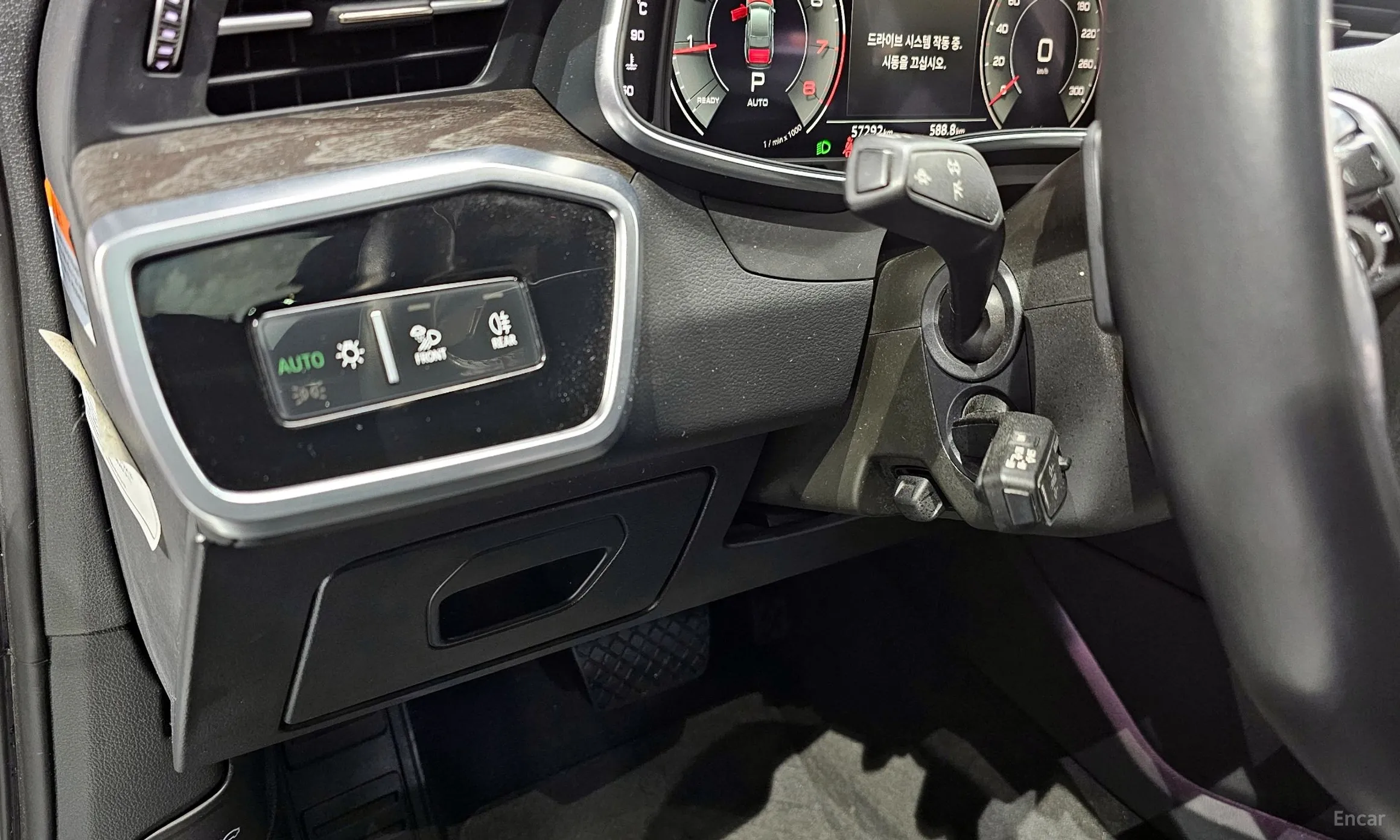 Audi A6 (C8) превью 14
