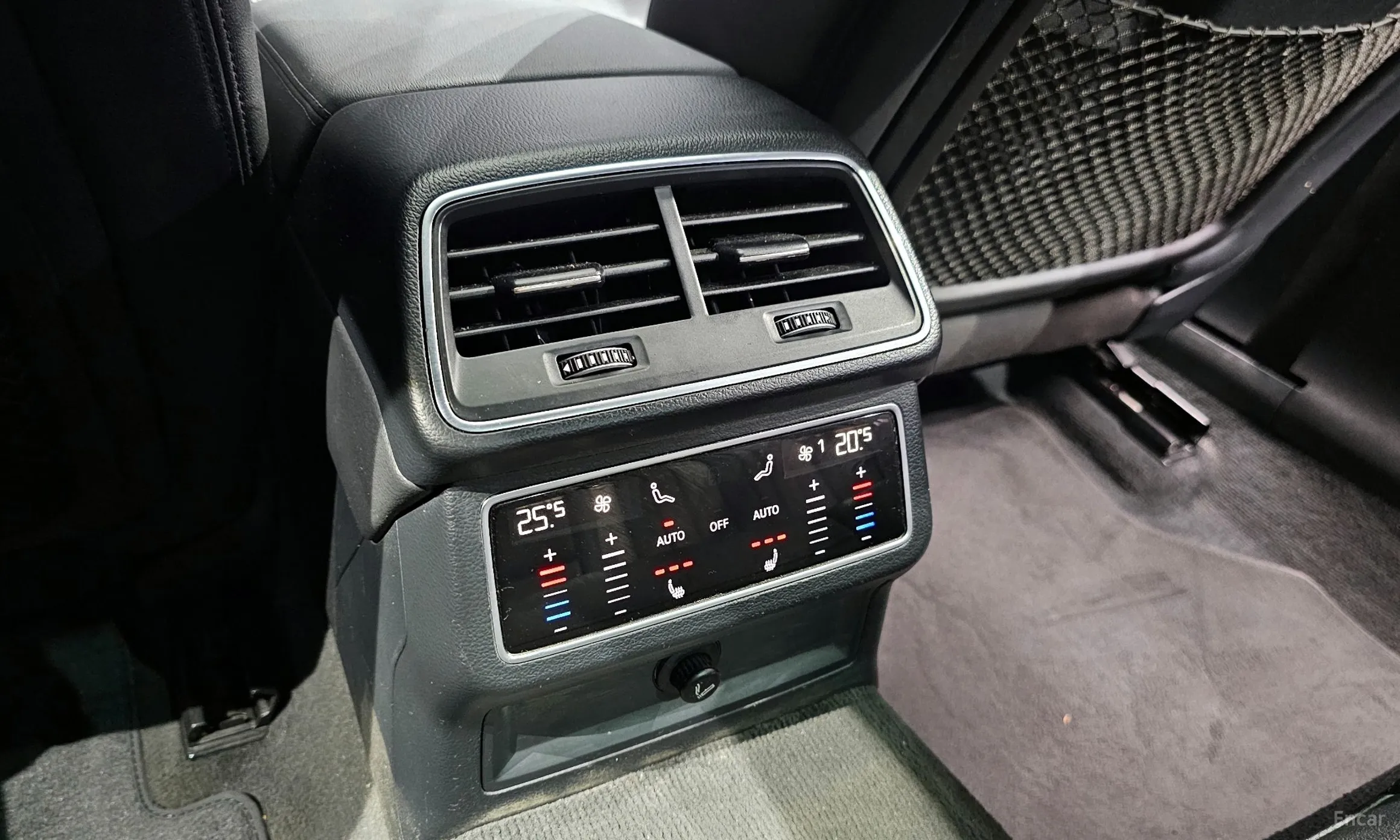 Audi A6 (C8) превью 19