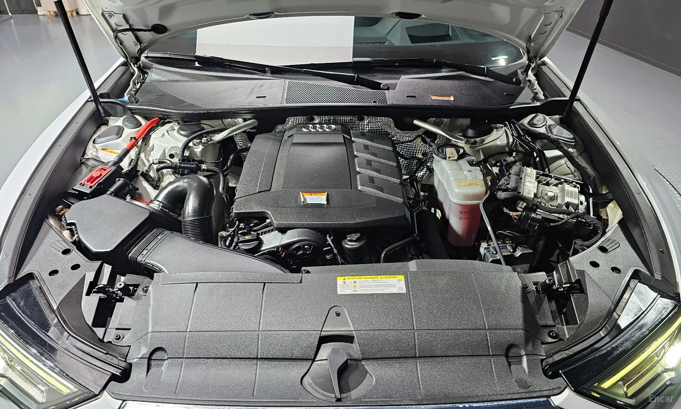 Audi A6 (C8) превью 6