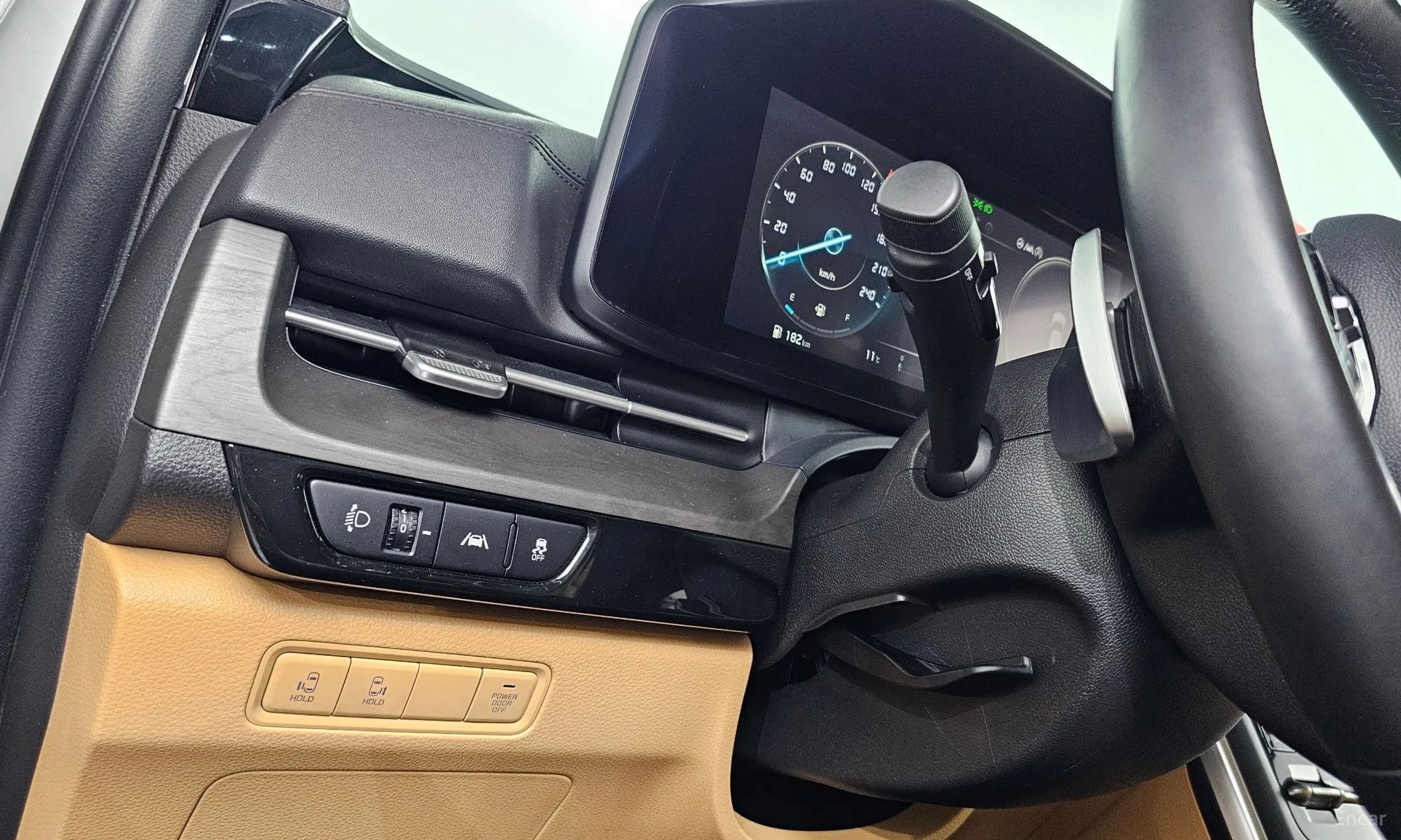 Kia Carnival Gen 4 превью 14