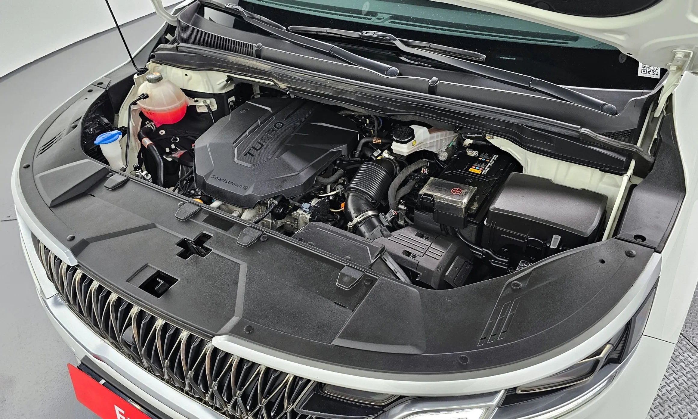 Kia Carnival Gen 4 превью 6