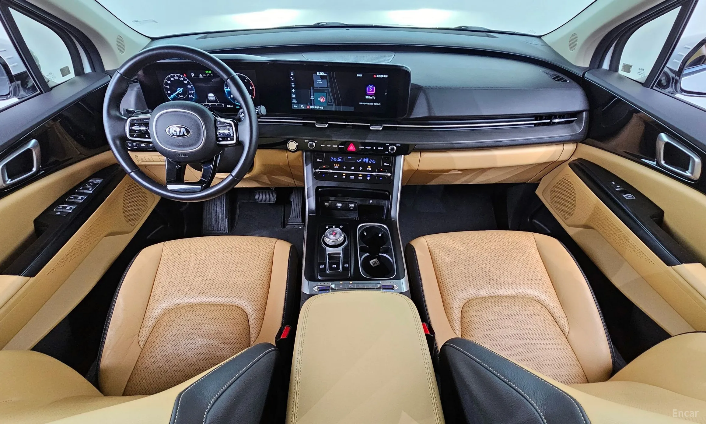 Kia Carnival Gen 4 превью 7