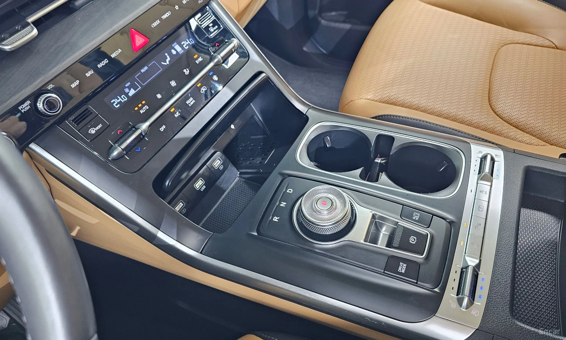 Kia Carnival Gen 4 превью 9