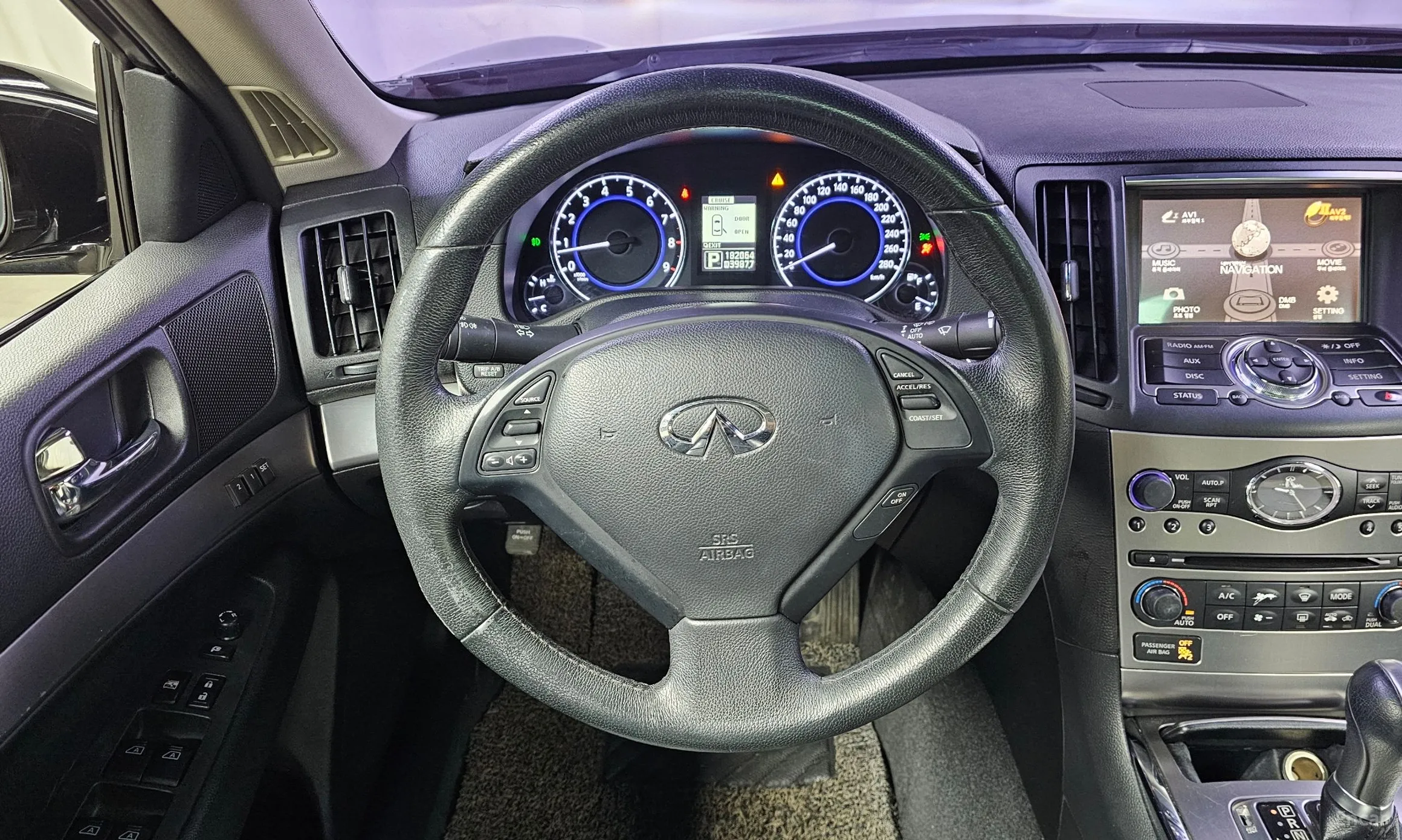 Infiniti G25 превью 13