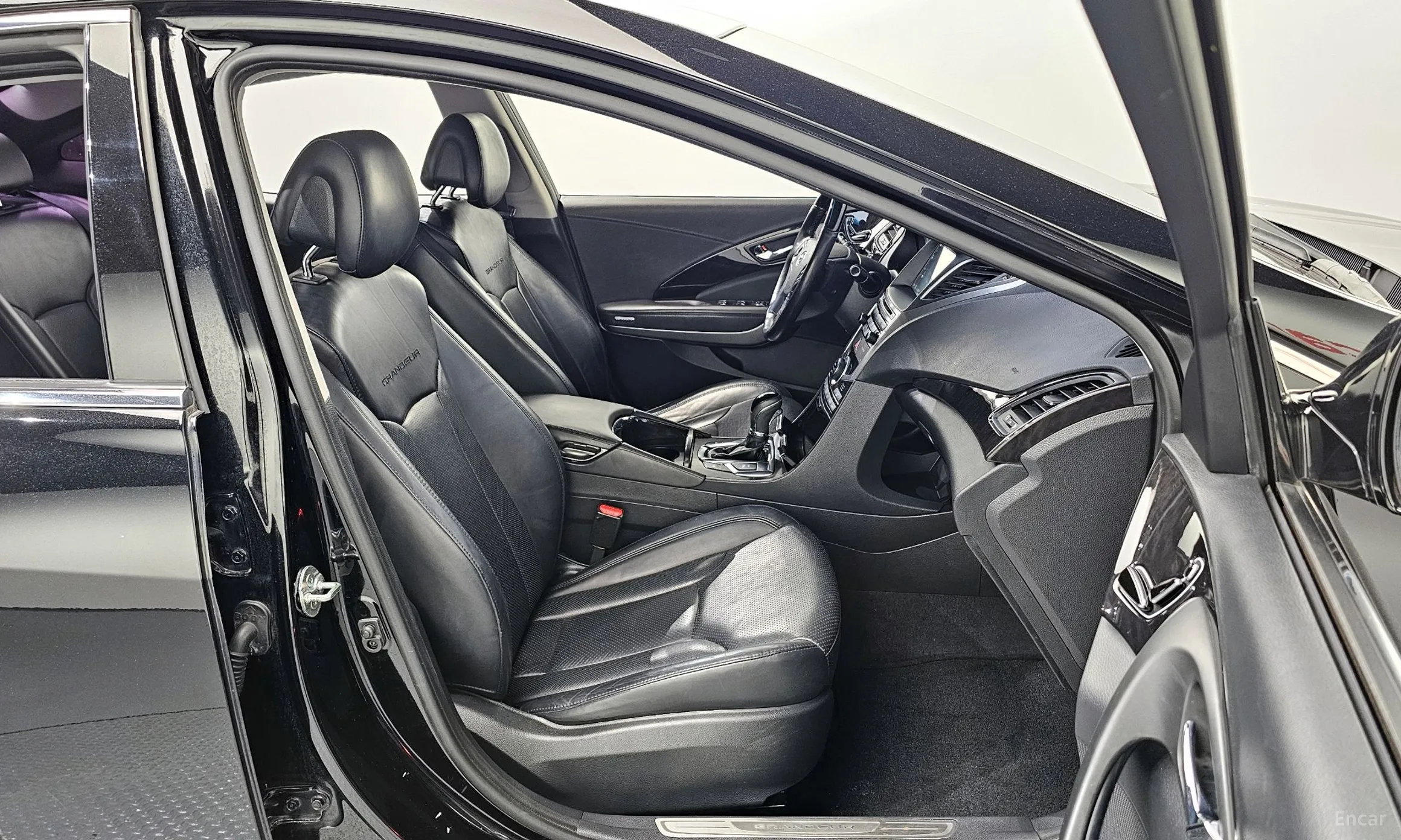 Hyundai Grandeur HG превью 12