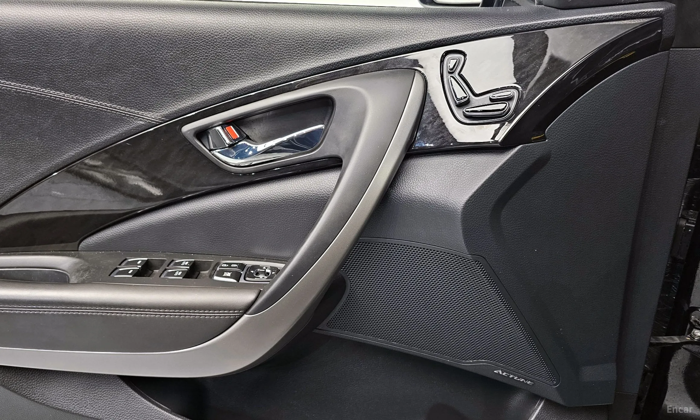 Hyundai Grandeur HG превью 13
