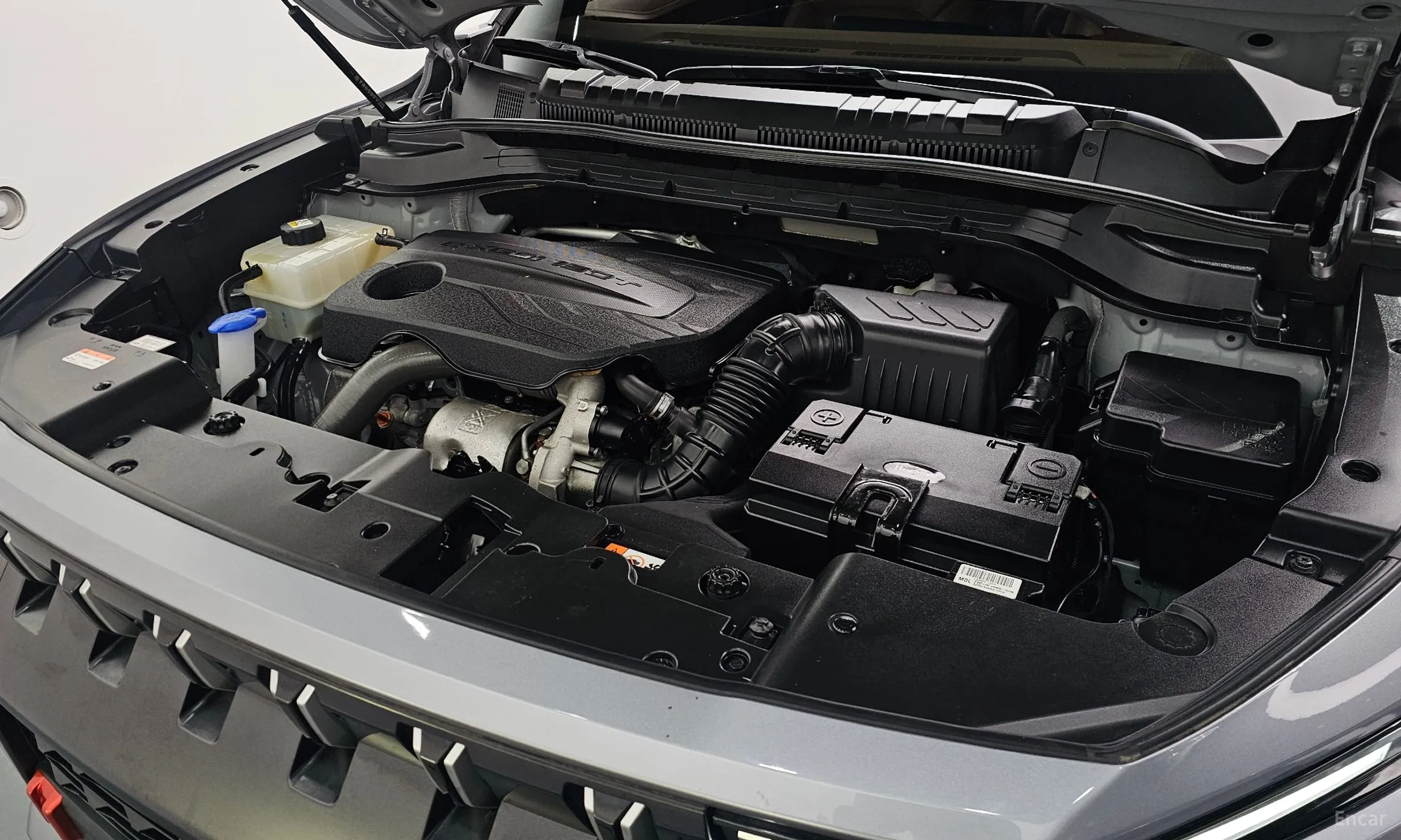 KG Mobility (SsangYong) Torres превью 6