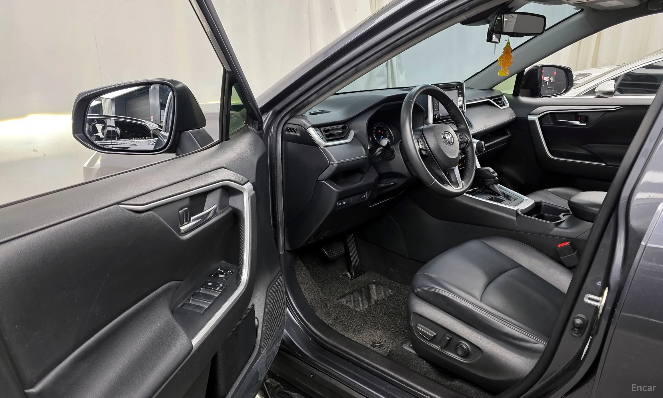 Toyota RAV4 5th Generation превью 10
