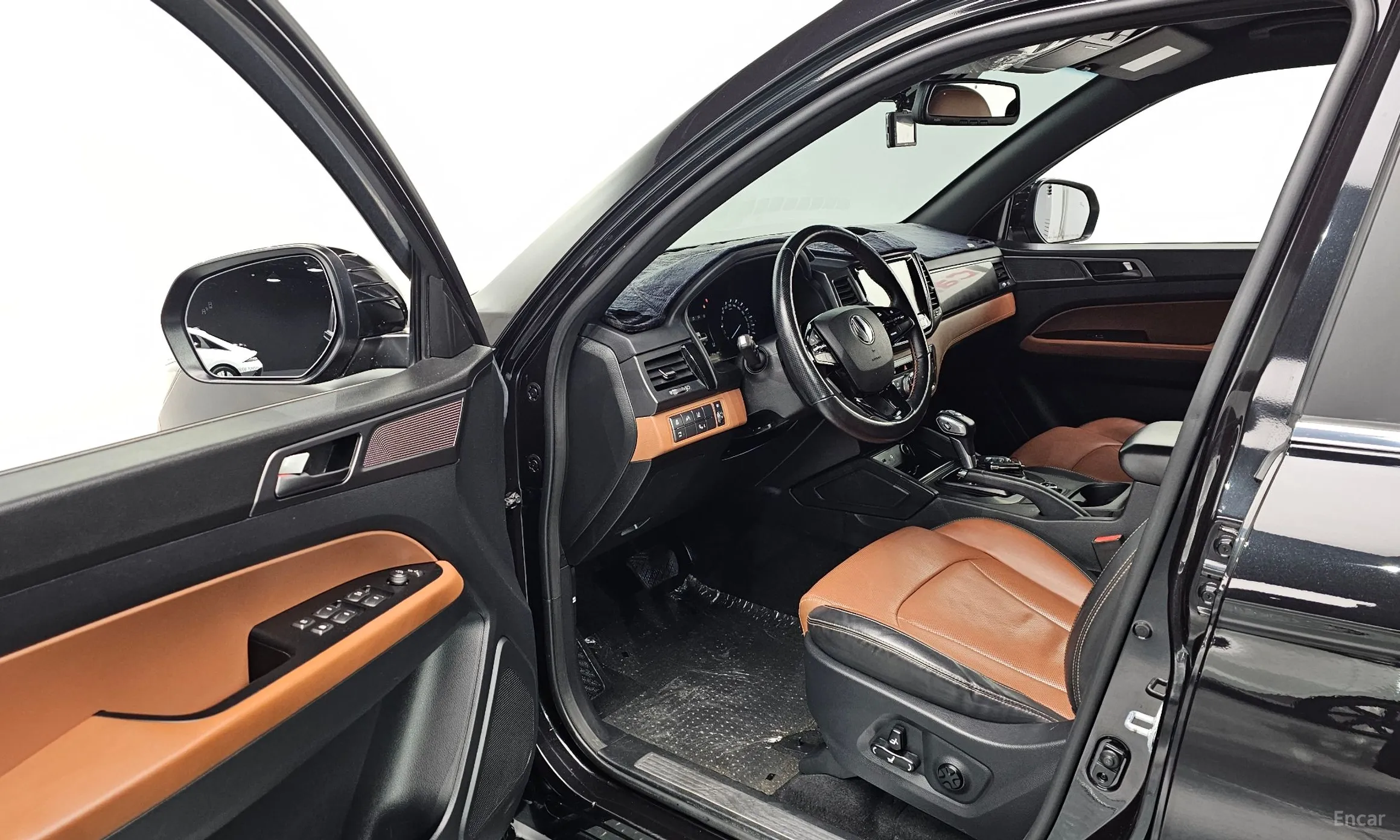 KG Mobility (SsangYong) Rexton Sports Khan превью 11