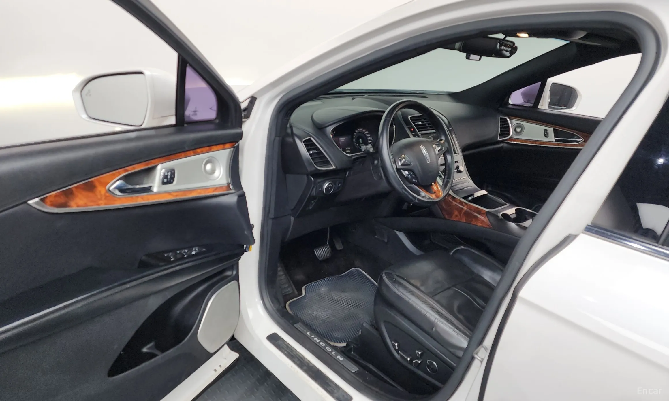 Lincoln MKX 2nd Generation превью 10