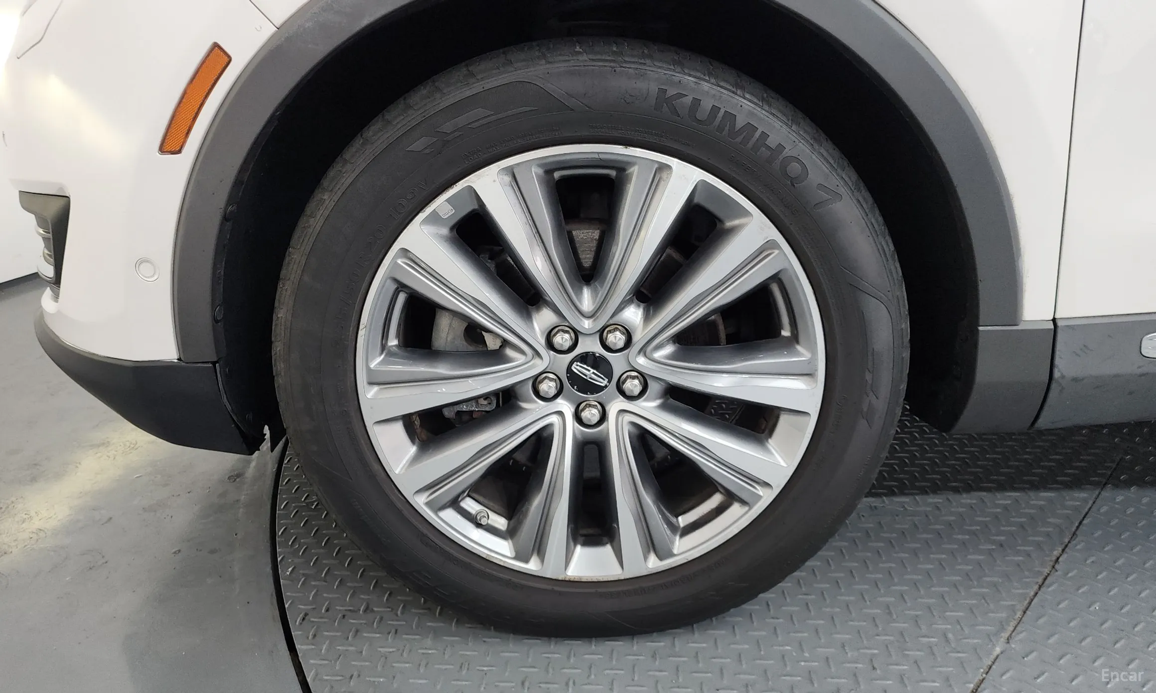 Lincoln MKX 2nd Generation превью 5