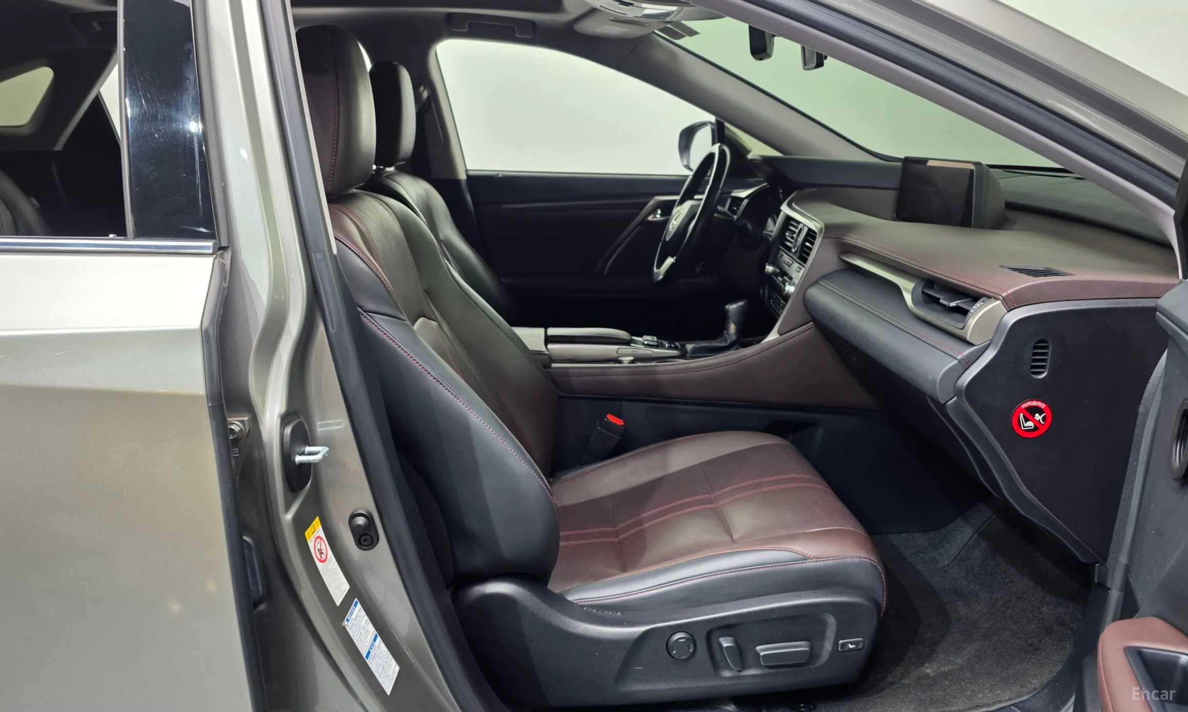 Lexus RX450h Gen 4 превью 11