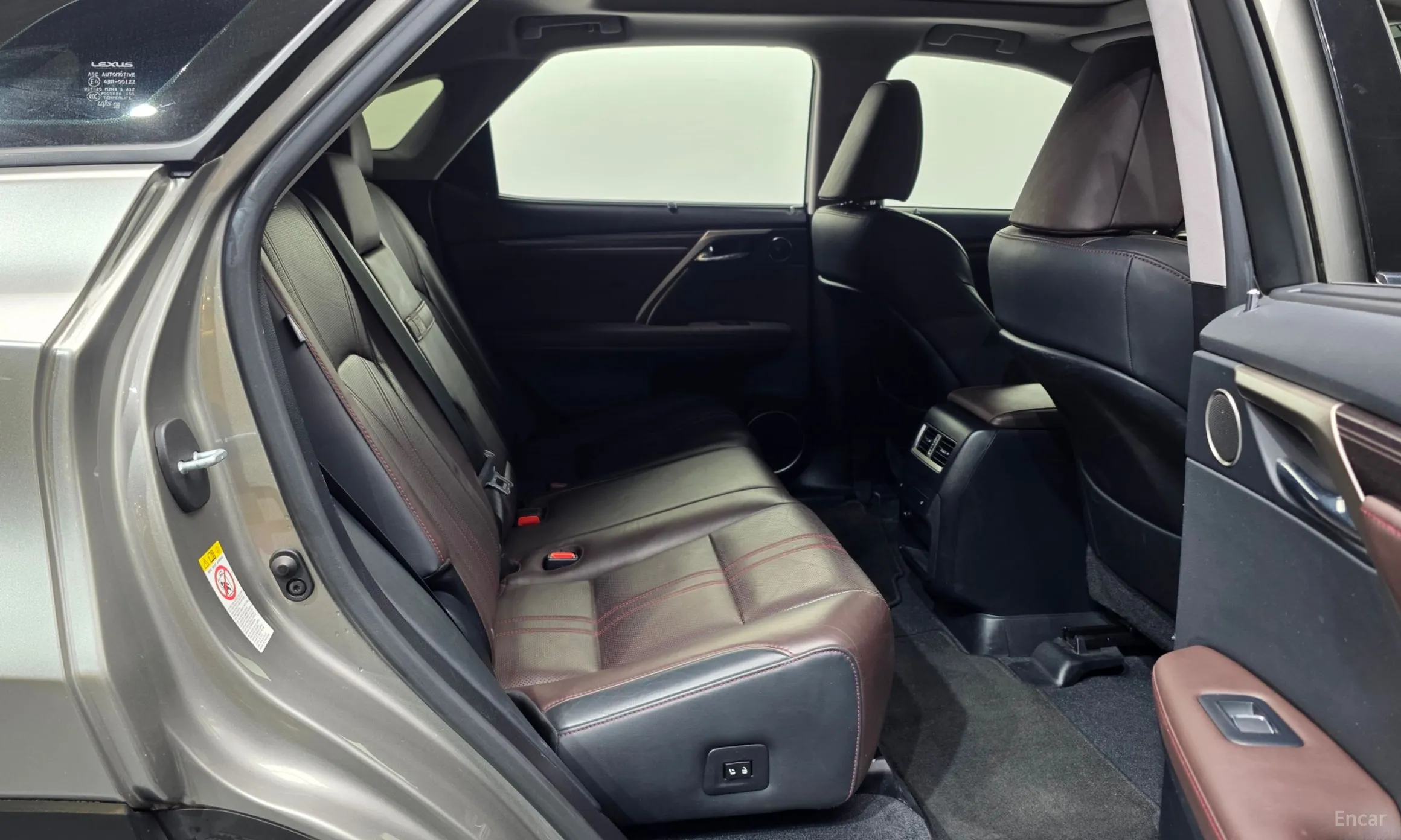 Lexus RX450h Gen 4 превью 12