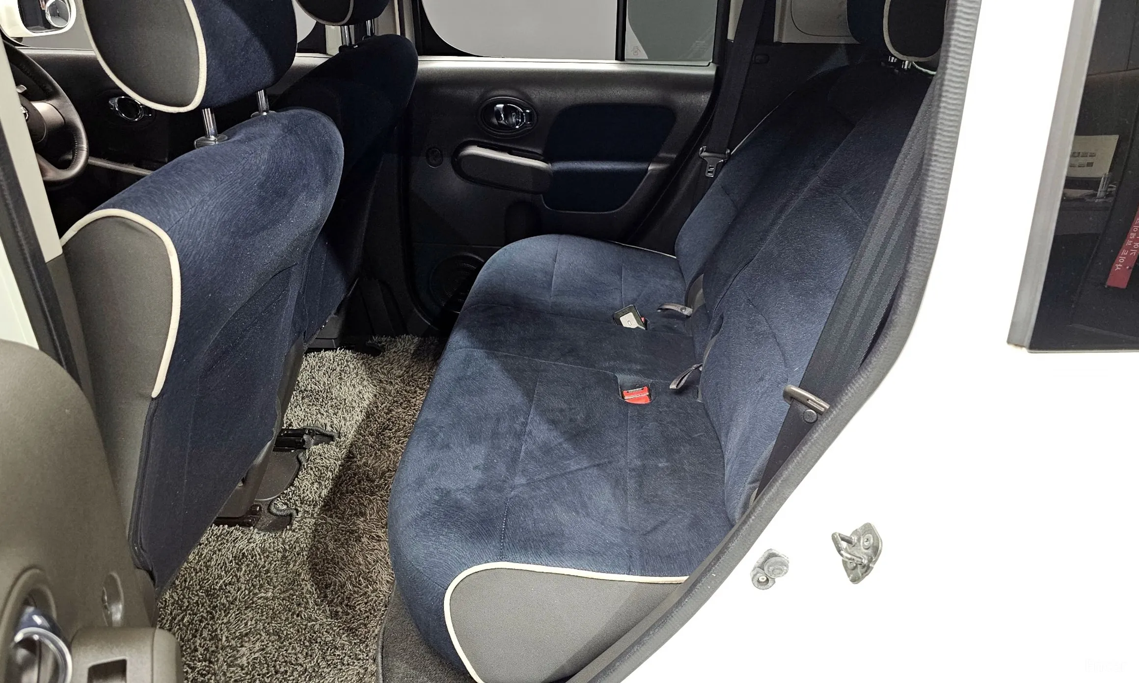 Nissan Cube превью 10