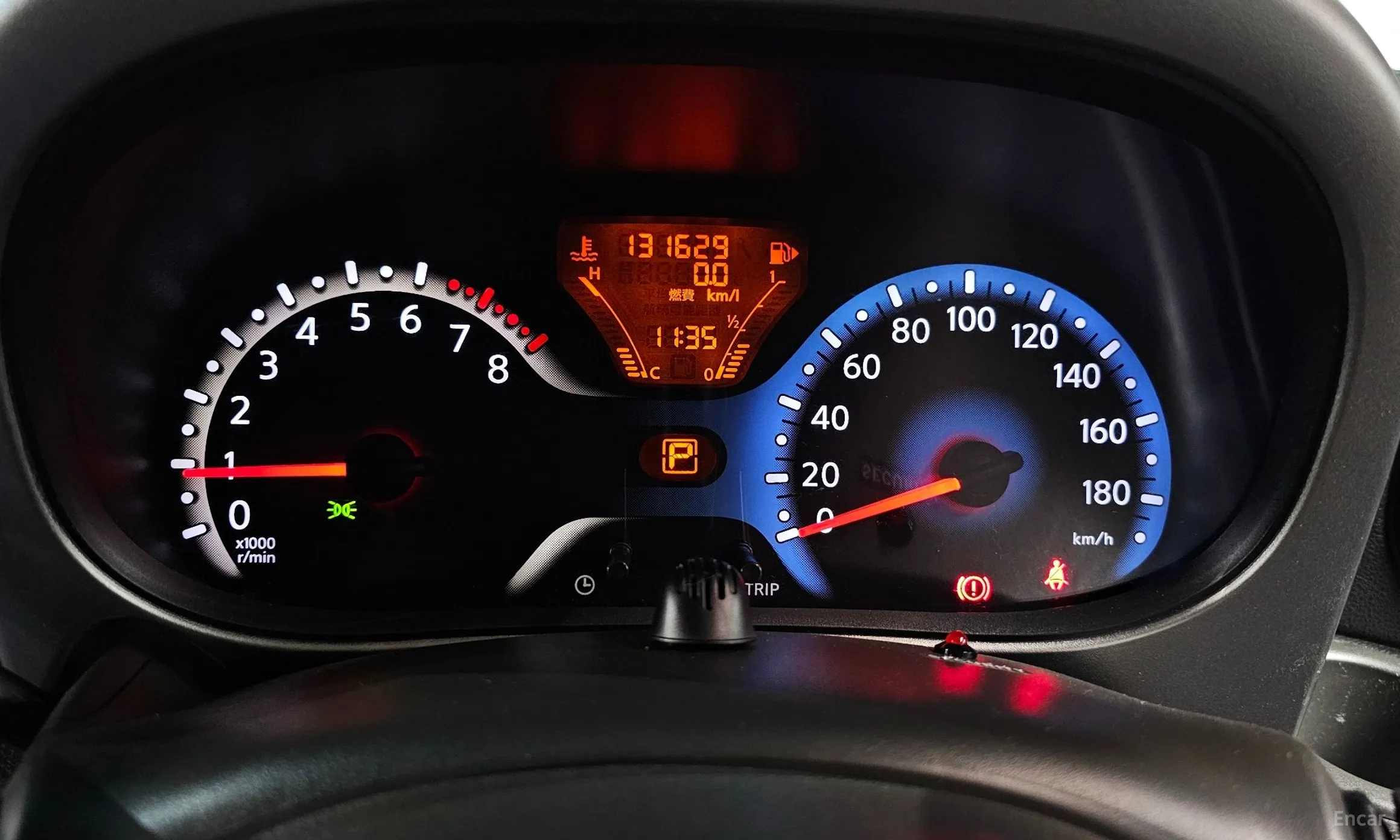 Nissan Cube превью 8