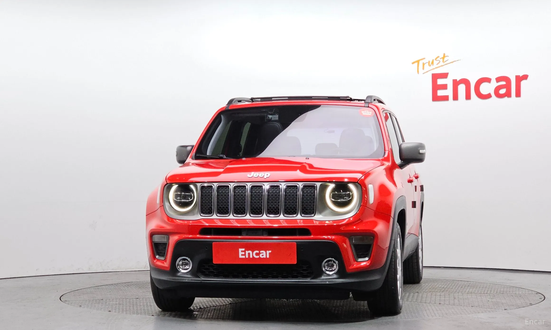 Jeep Renegade превью 3