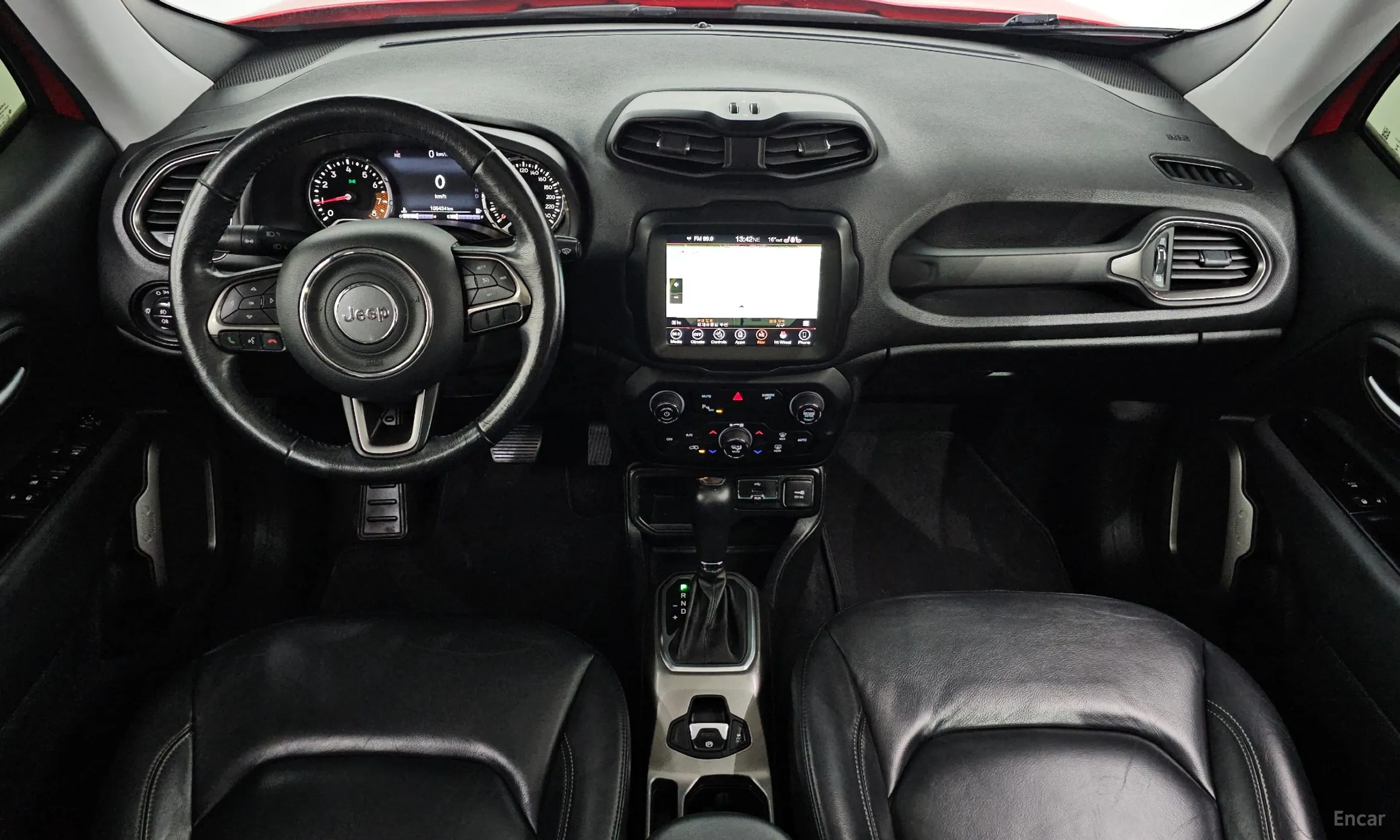 Jeep Renegade превью 7