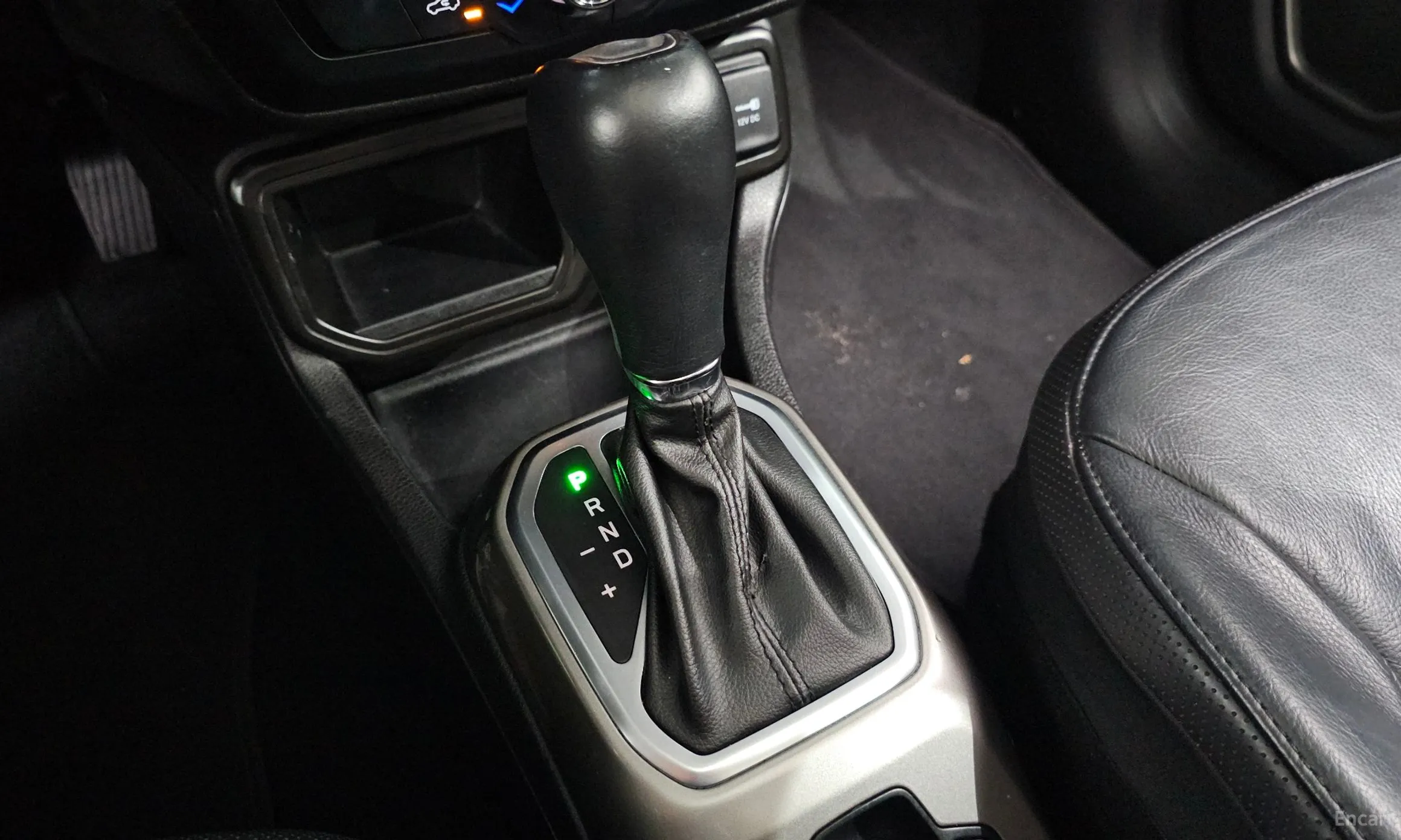 Jeep Renegade превью 9