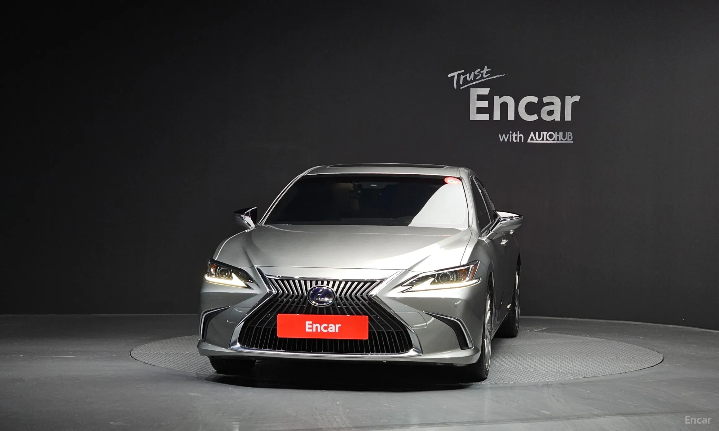 Lexus ES300h 7th Generation превью 3