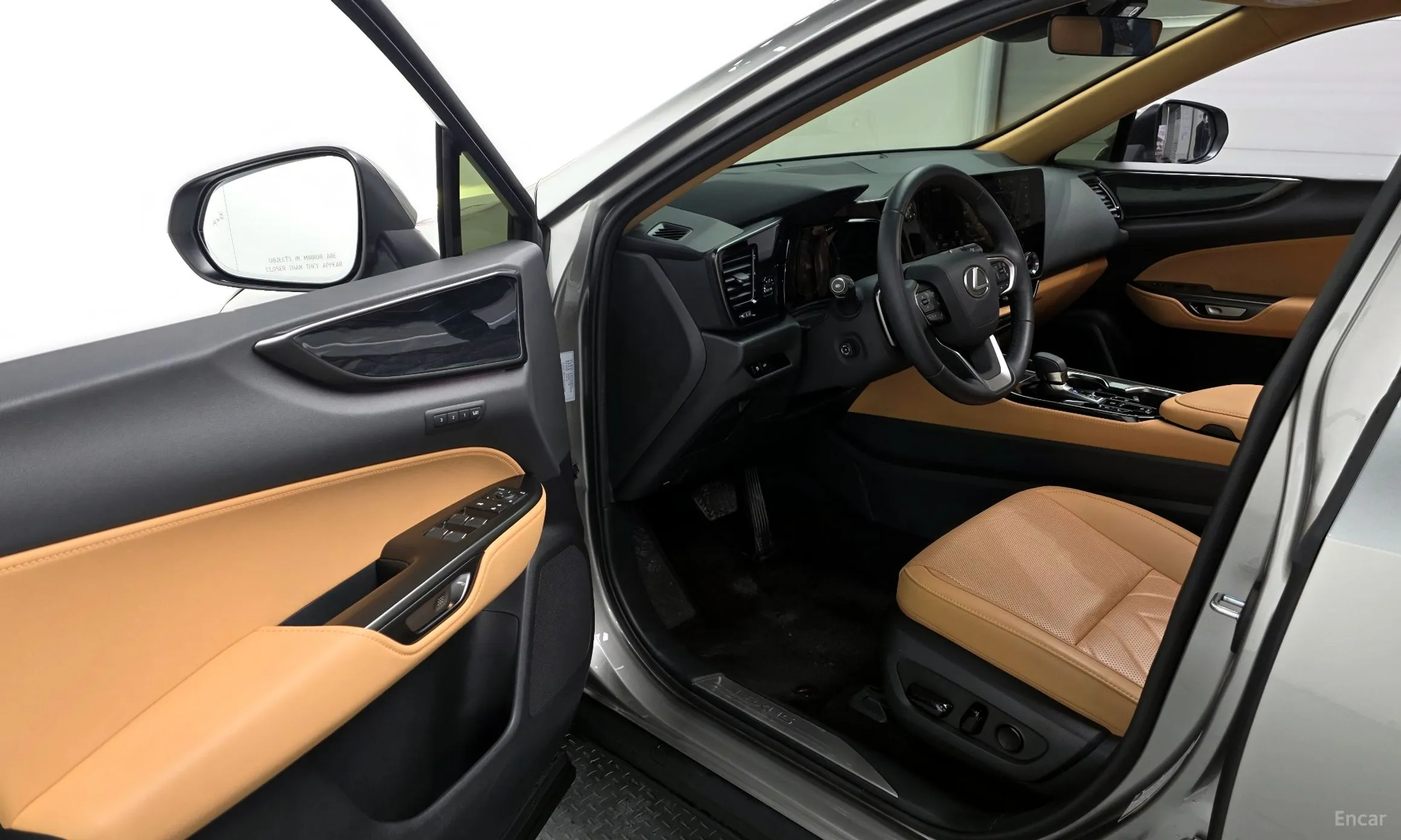Lexus NX350h Gen 2 превью 10