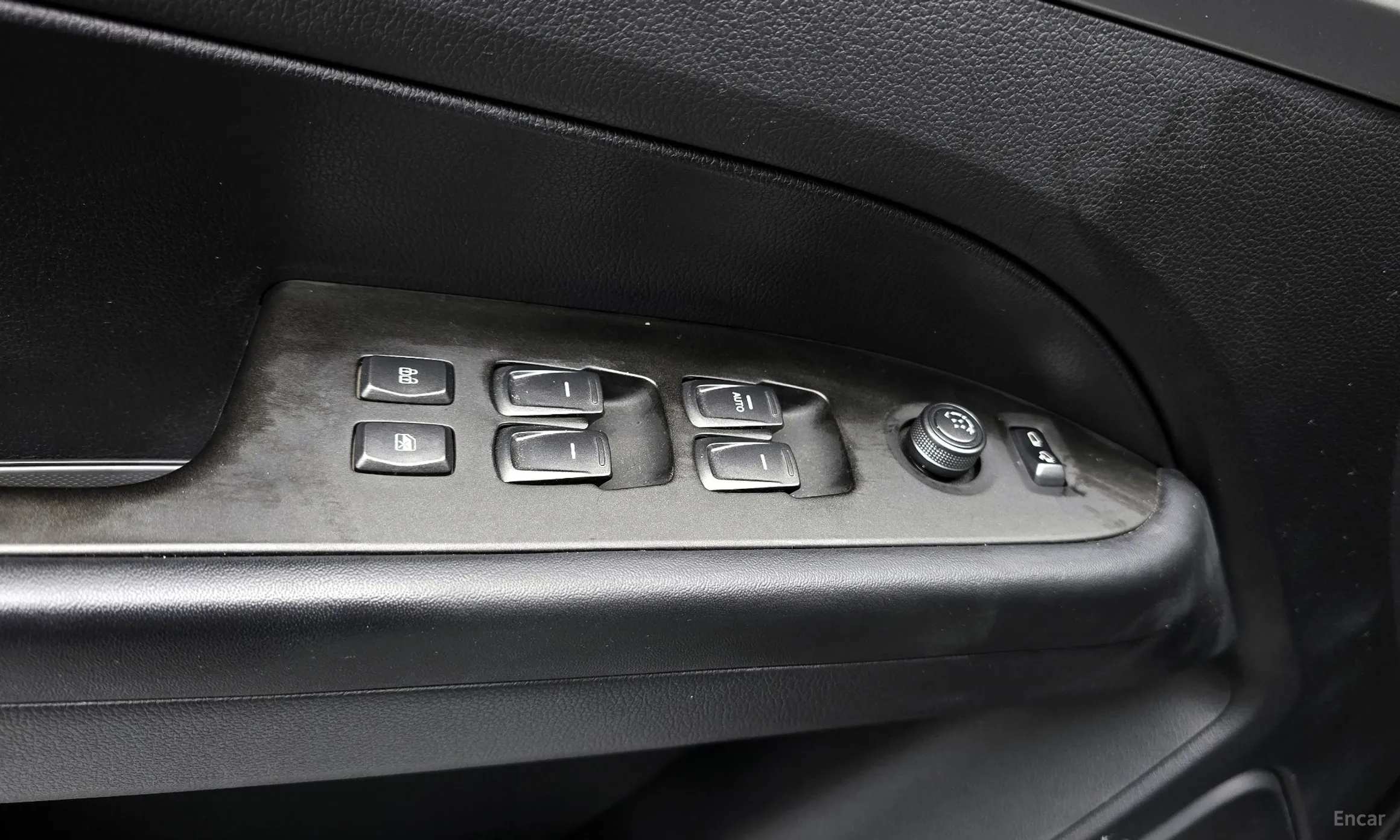 KG Mobility (SsangYong) Rexton Sports превью 17