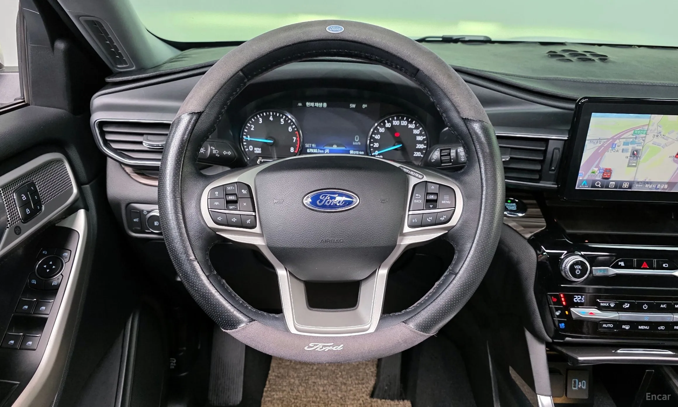 Ford Explorer 6th Generation превью 13