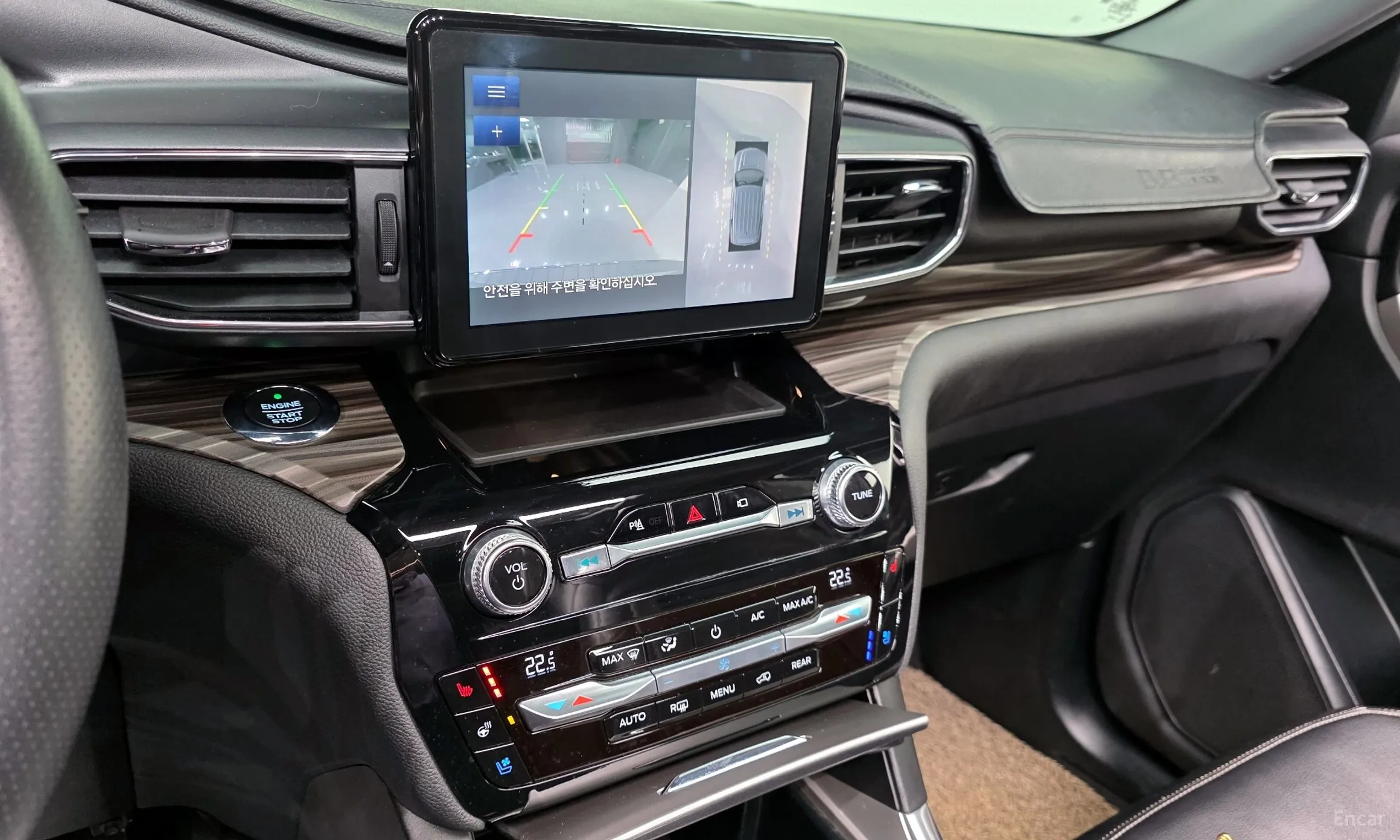 Ford Explorer 6th Generation превью 16