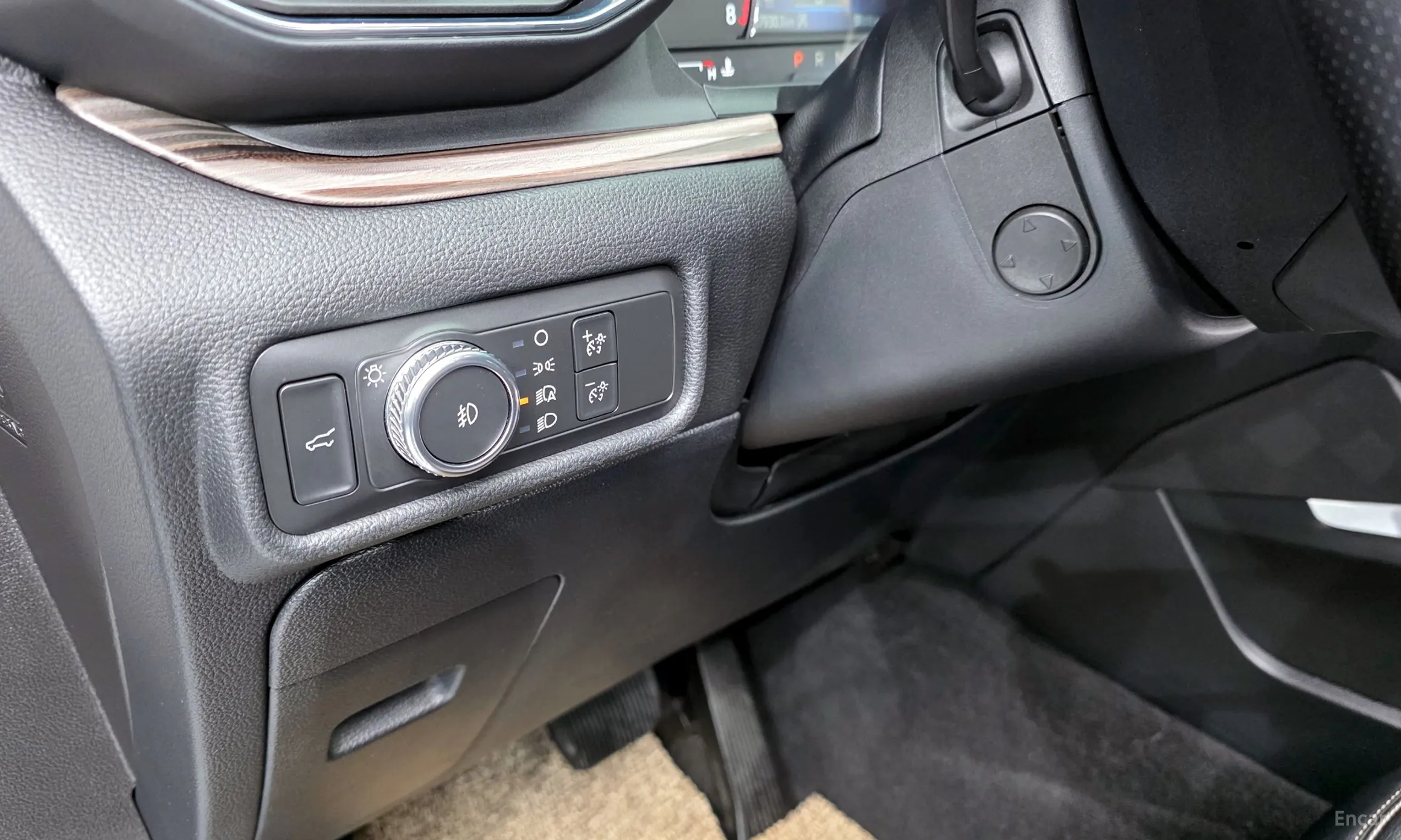 Ford Explorer 6th Generation превью 17