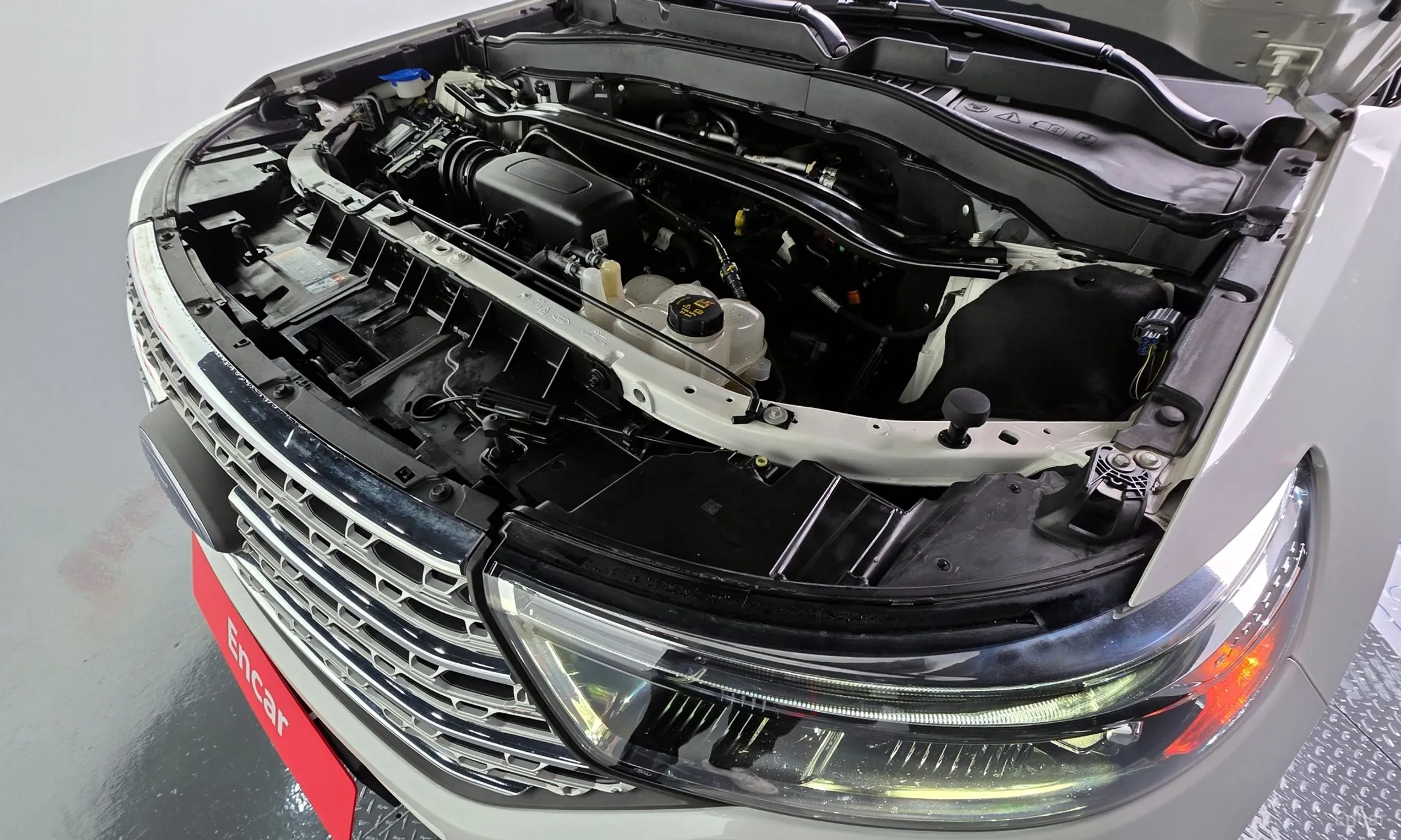 Ford Explorer 6th Generation превью 6
