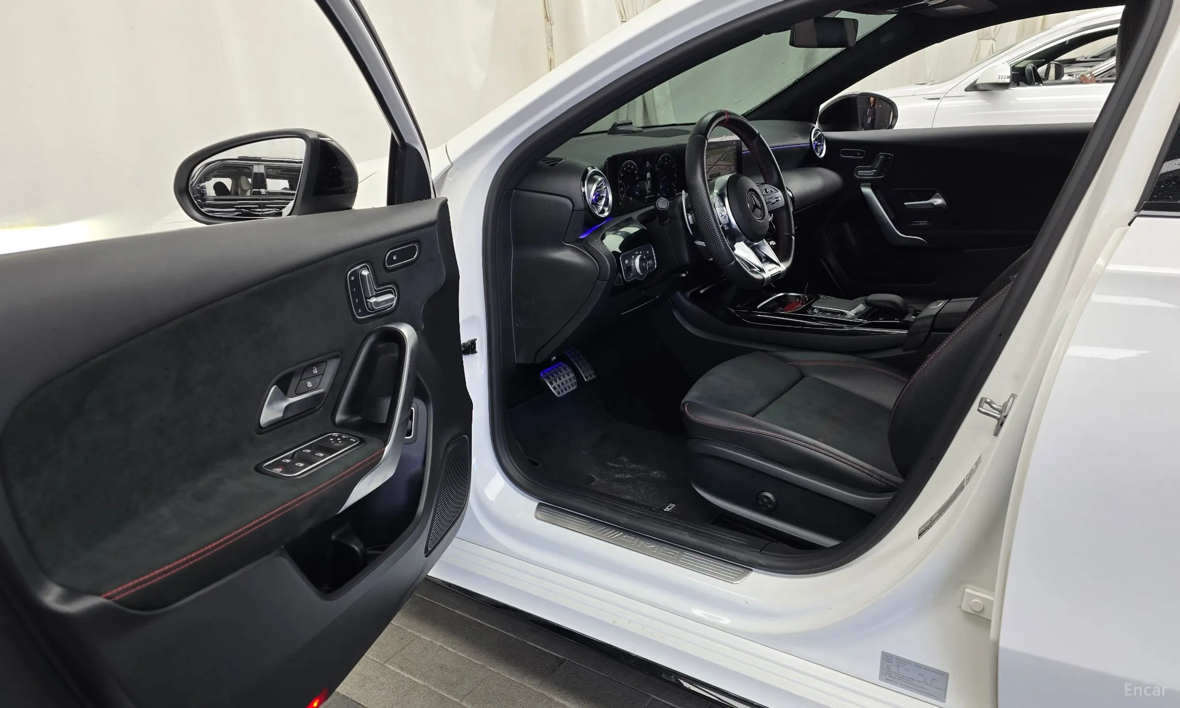 Mercedes Benz A-Class W177 превью 10