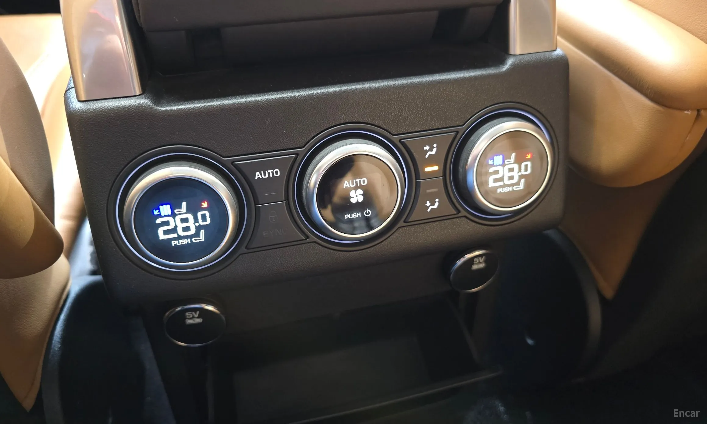 Land Rover Discovery 5 превью 18