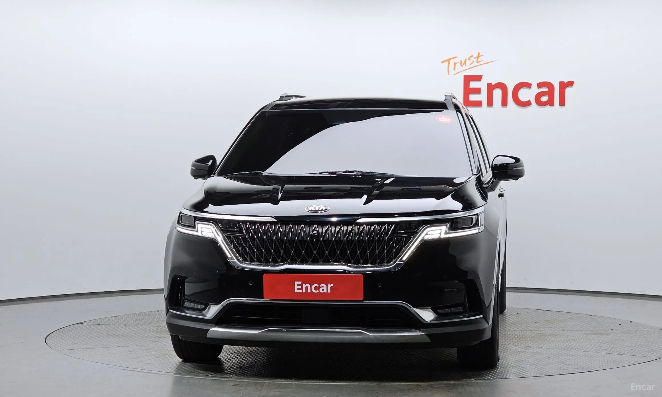 Kia Carnival Gen 4 превью 3