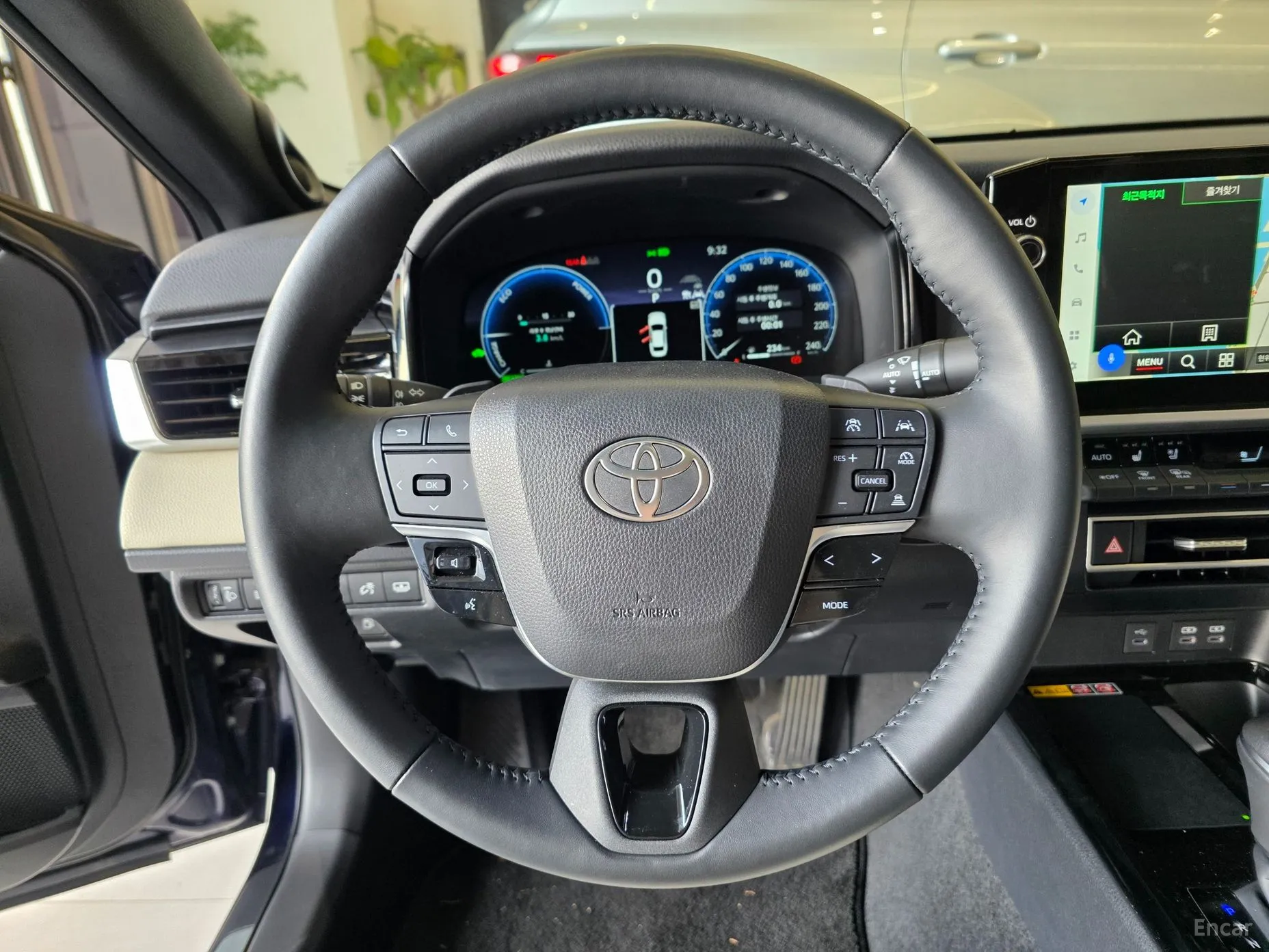 Toyota Camry (XV80) превью 13